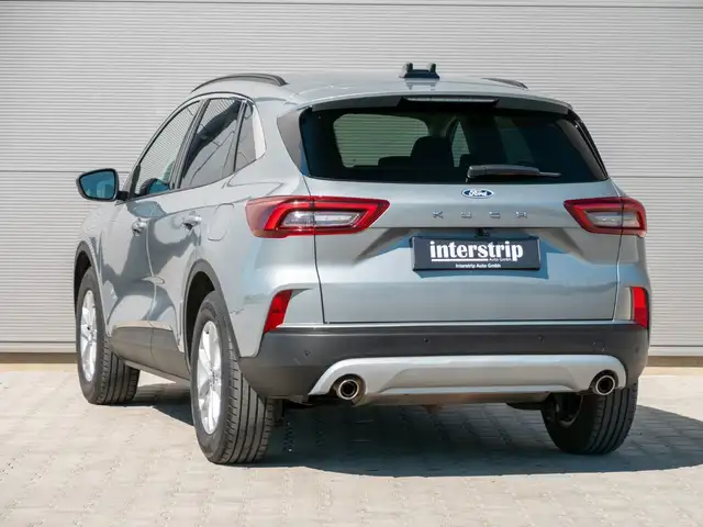 Ford Kuga view 4