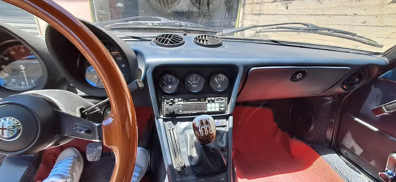 Alfa Romeo Spider 1.6, foto 1