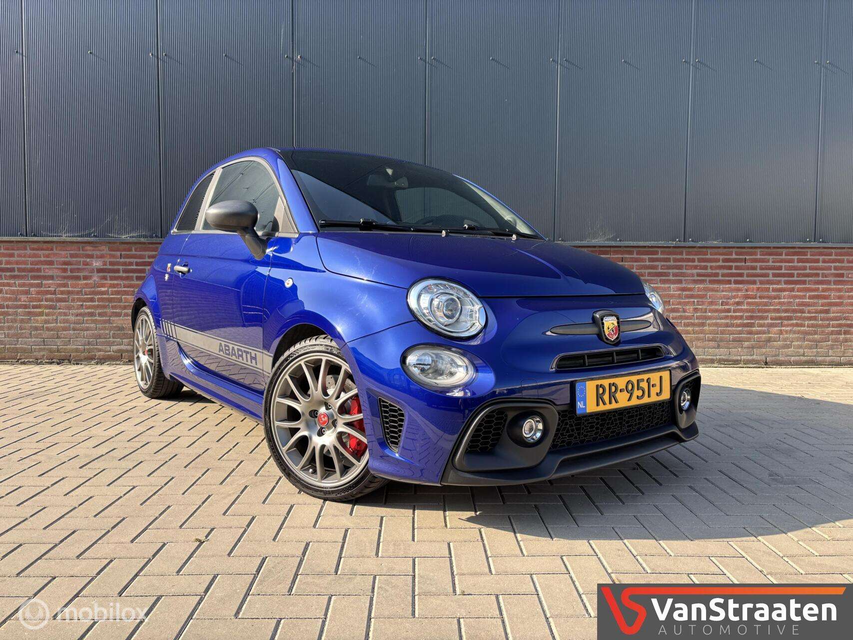 Fiat 500C Abarth