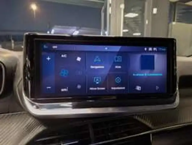 Peugeot 2008 view 13