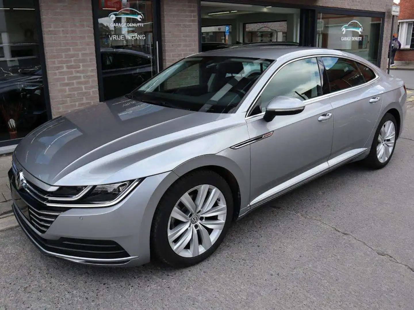 Volkswagen Arteon 1.5 TSI ACT Elegance Argent - 1