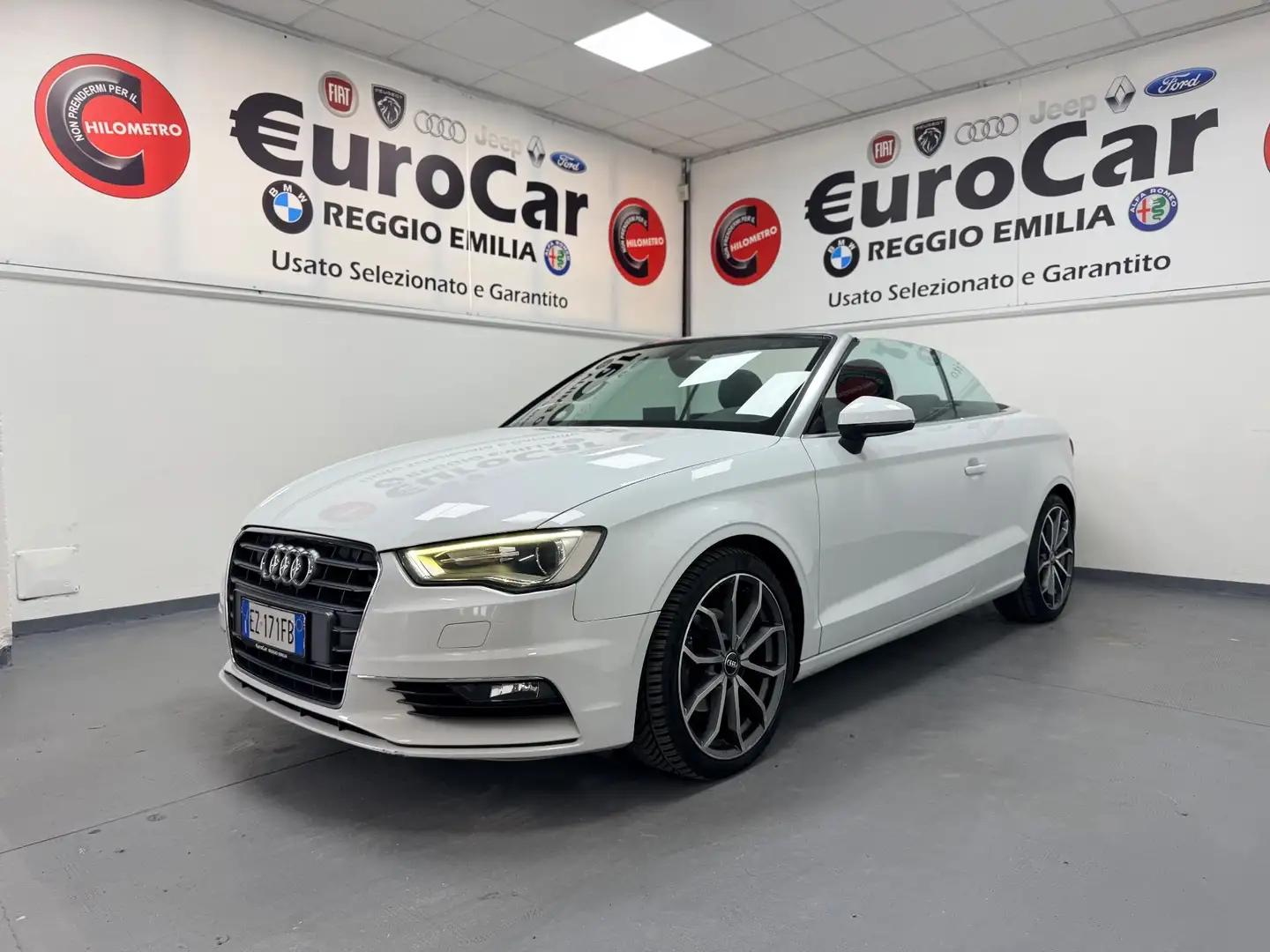 Audi A3 A3 Cabrio 2.0 TDI clean diesel S tronic Ambition Blanc - 1