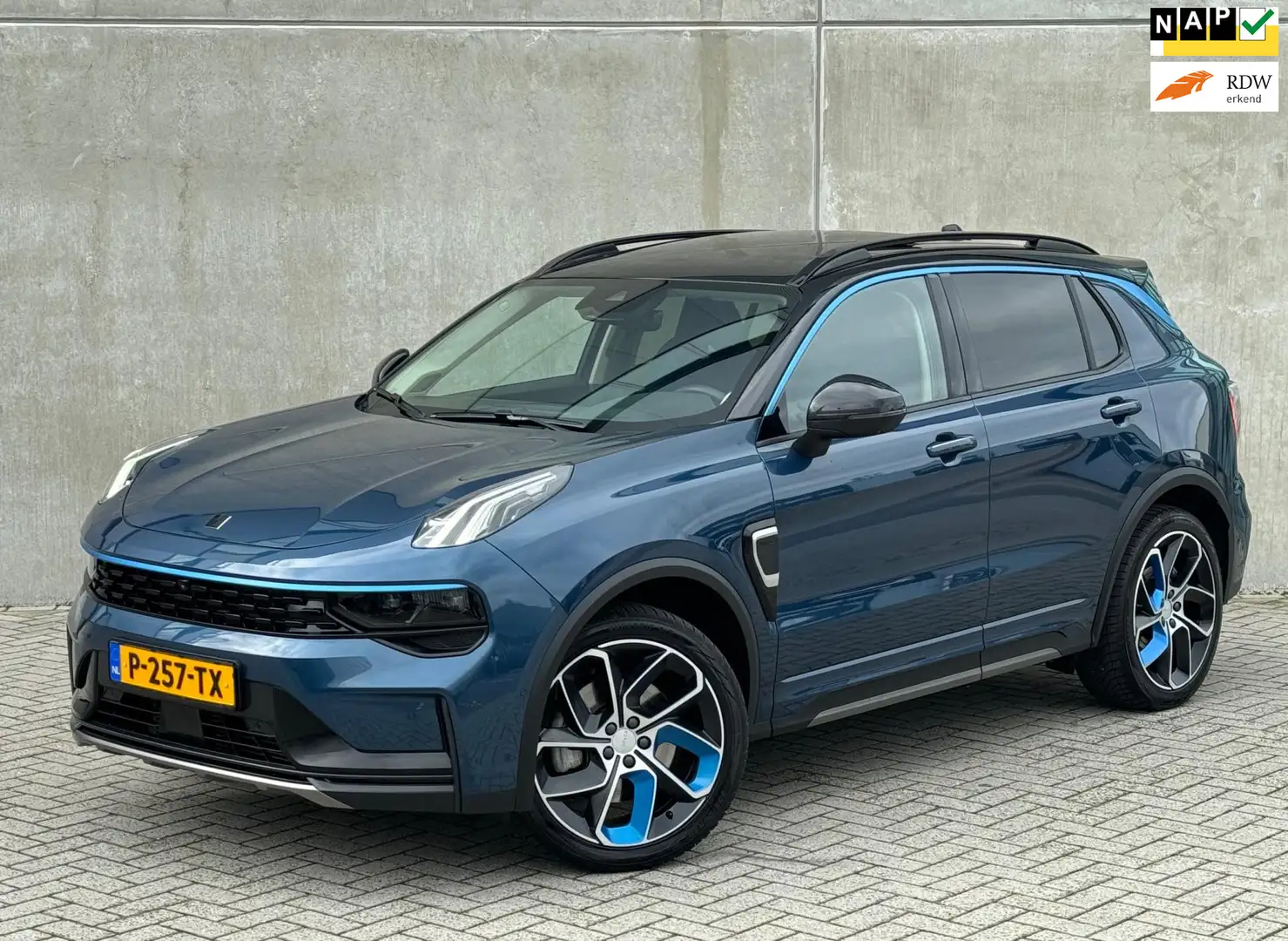 Lynk & Co 01 1.5 Plug-In HYBRID AUT 2022 Blauw 360°|NAP|1E EIGE Bleu - 1