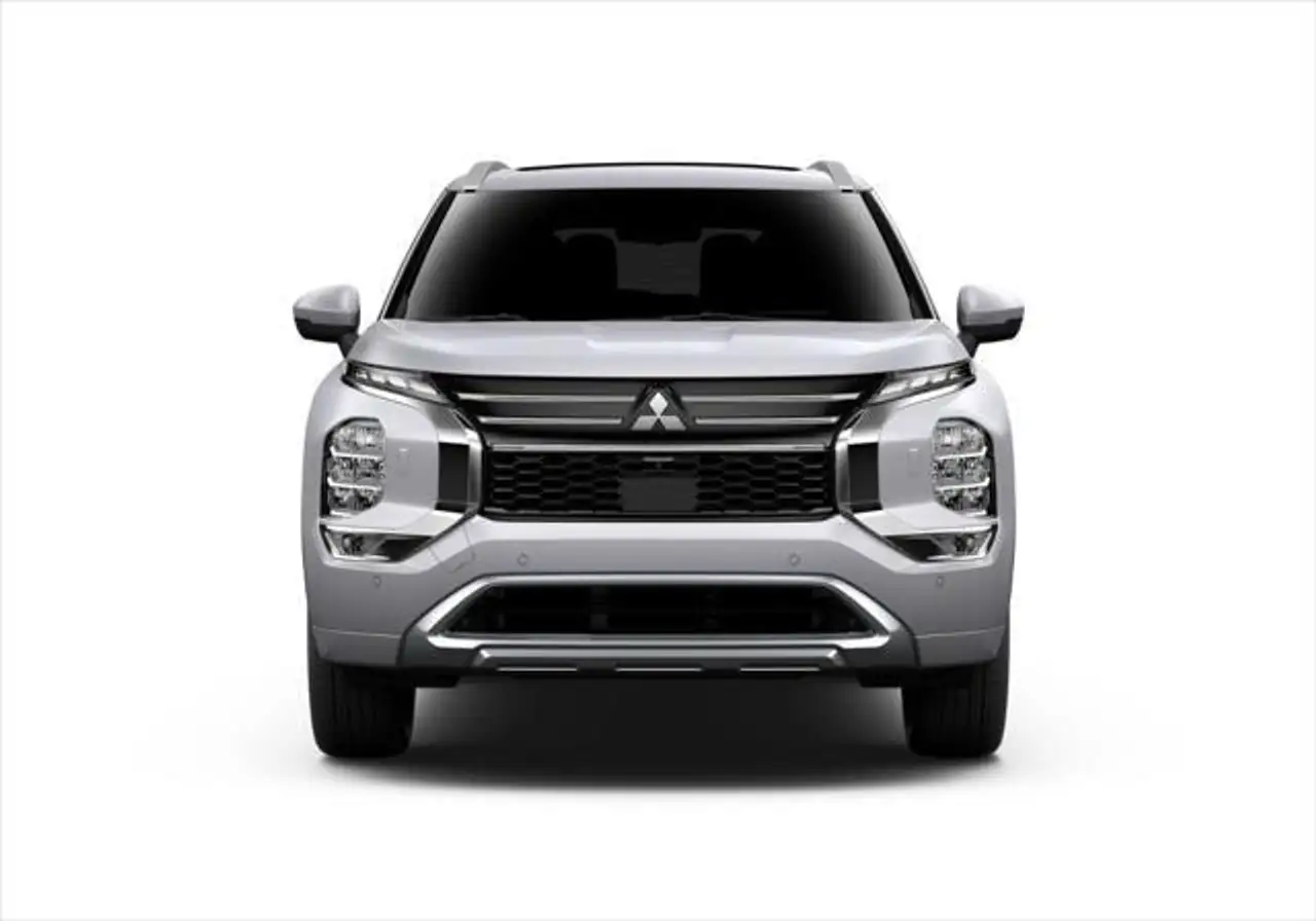Mitsubishi Outlander снимка Mitsubishi Outlander