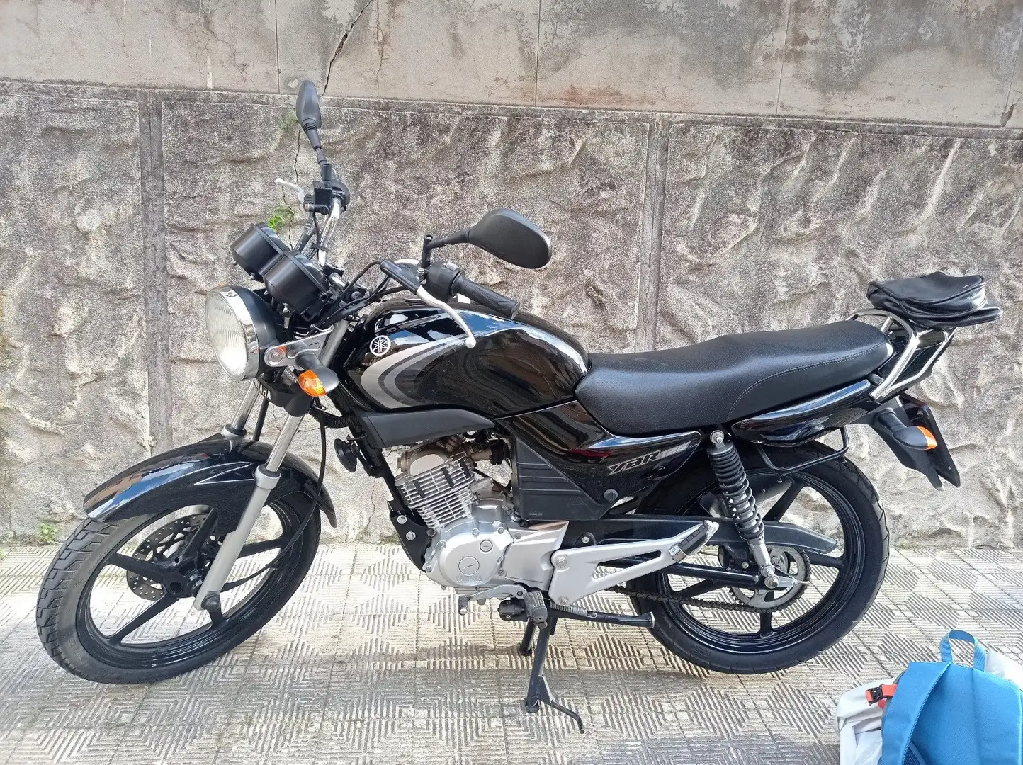 Yamaha YBR 125 Negro - 1