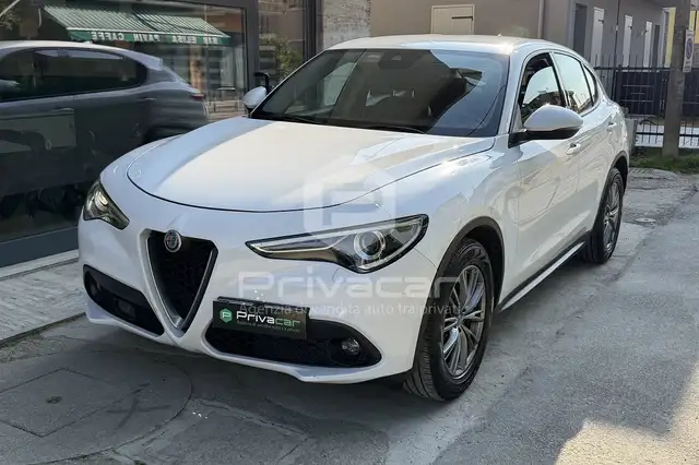 Alfa Romeo Stelvio Stelvio 2.2 Turbodiesel 180 CV AT8 RWD Executive