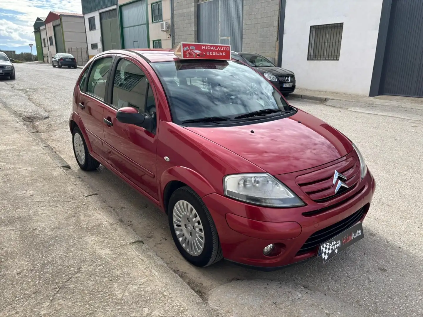 Citroen C3 1.4HDI Exclusive Rot - 2