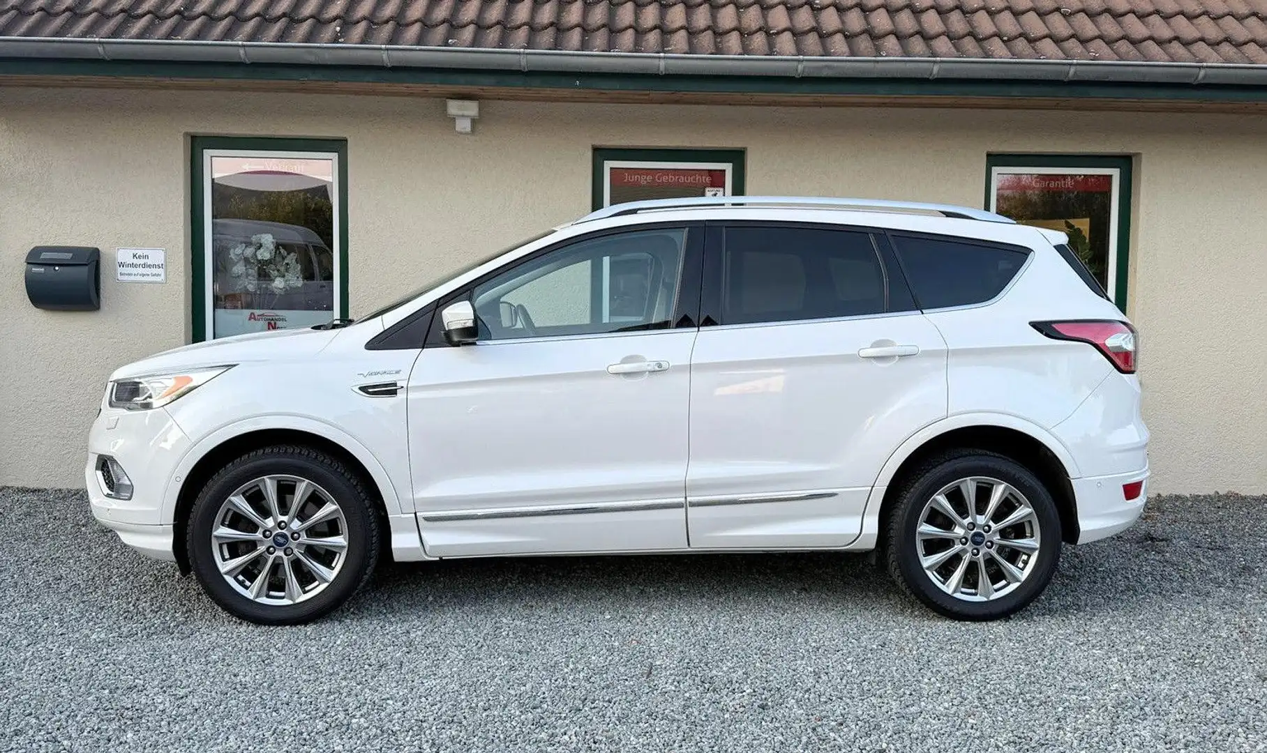 Ford Kuga Vignale 1.5 Autom/AHK/NAVI/LEDER/XENON/VOLL Blanc - 2