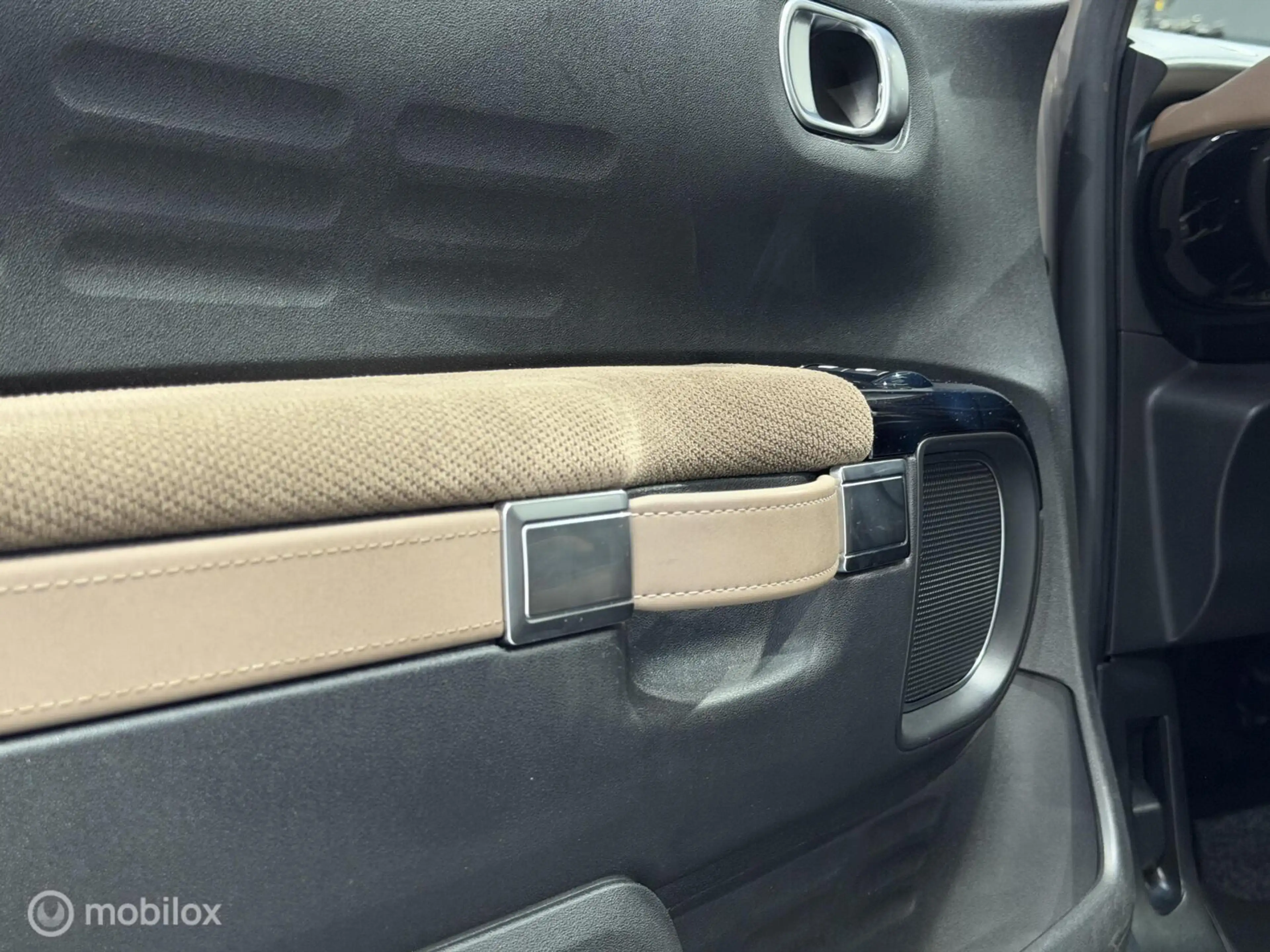 Citroen C4 Cactus 1.2 PureTech Business — photo 44