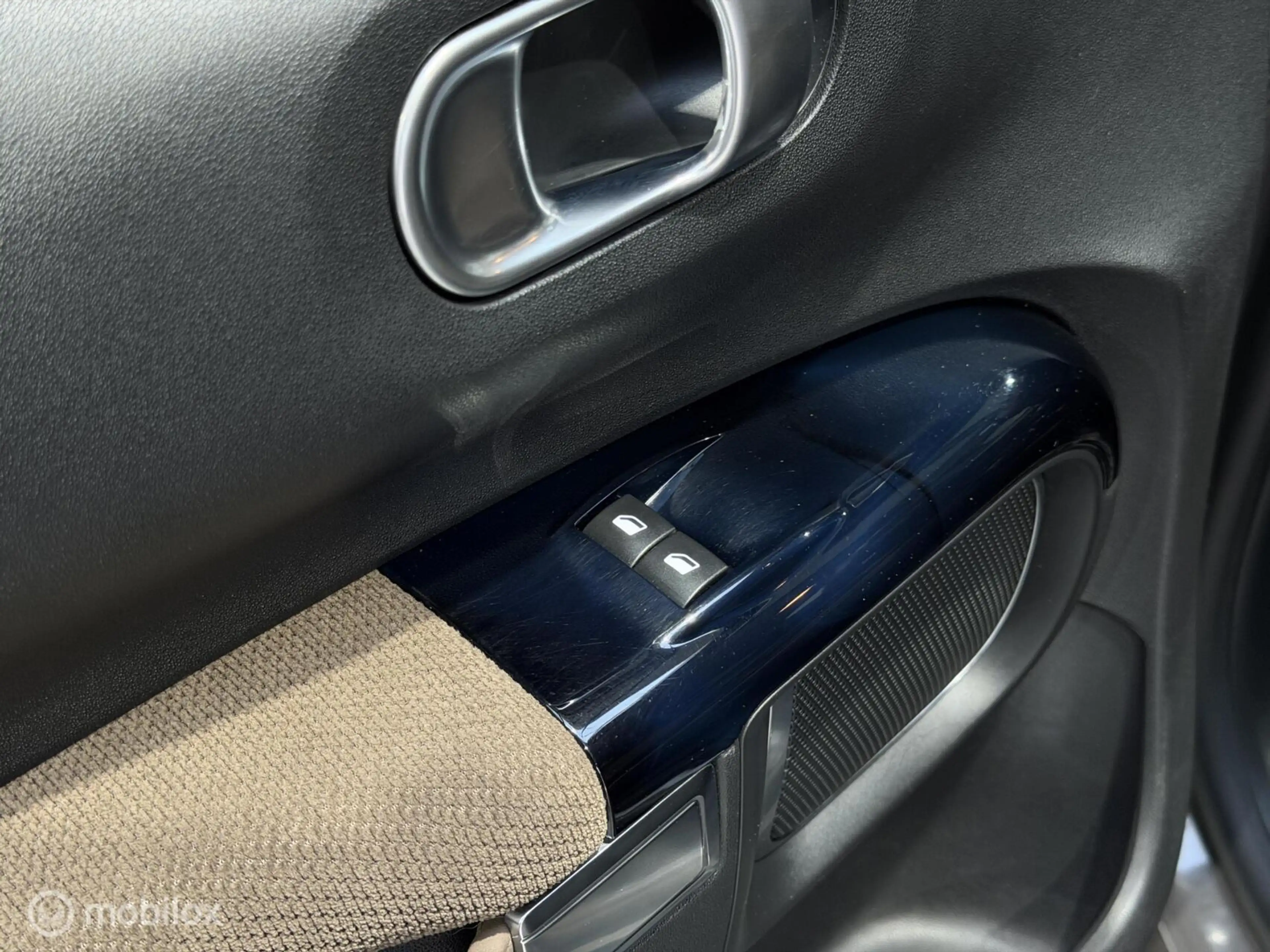 Citroen C4 Cactus 1.2 PureTech Business — photo 43