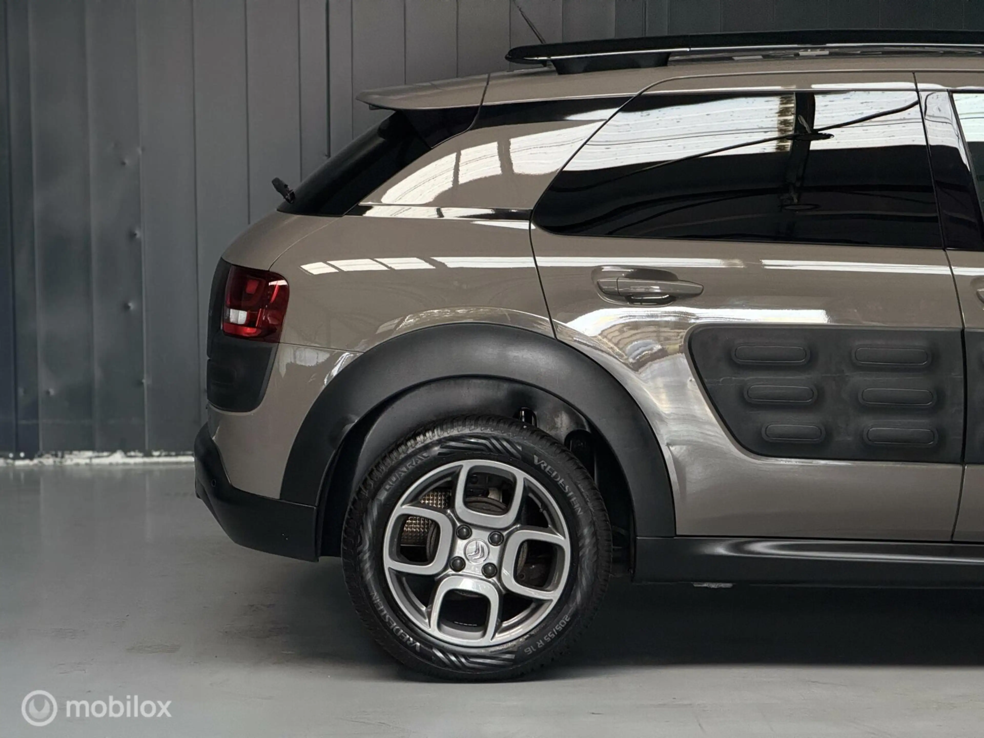 Citroen C4 Cactus 1.2 PureTech Business — photo 15
