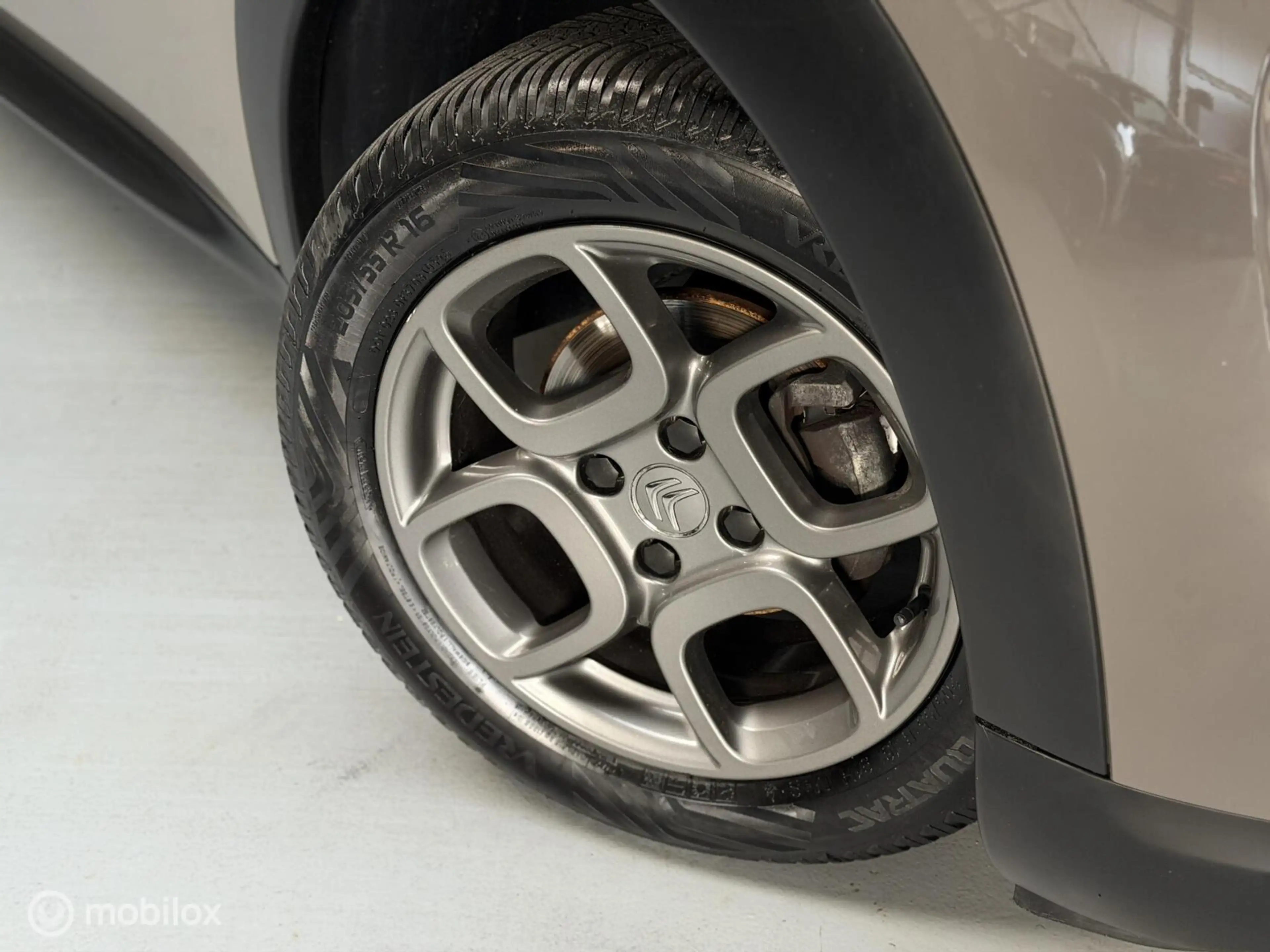 Citroen C4 Cactus 1.2 PureTech Business — photo 11