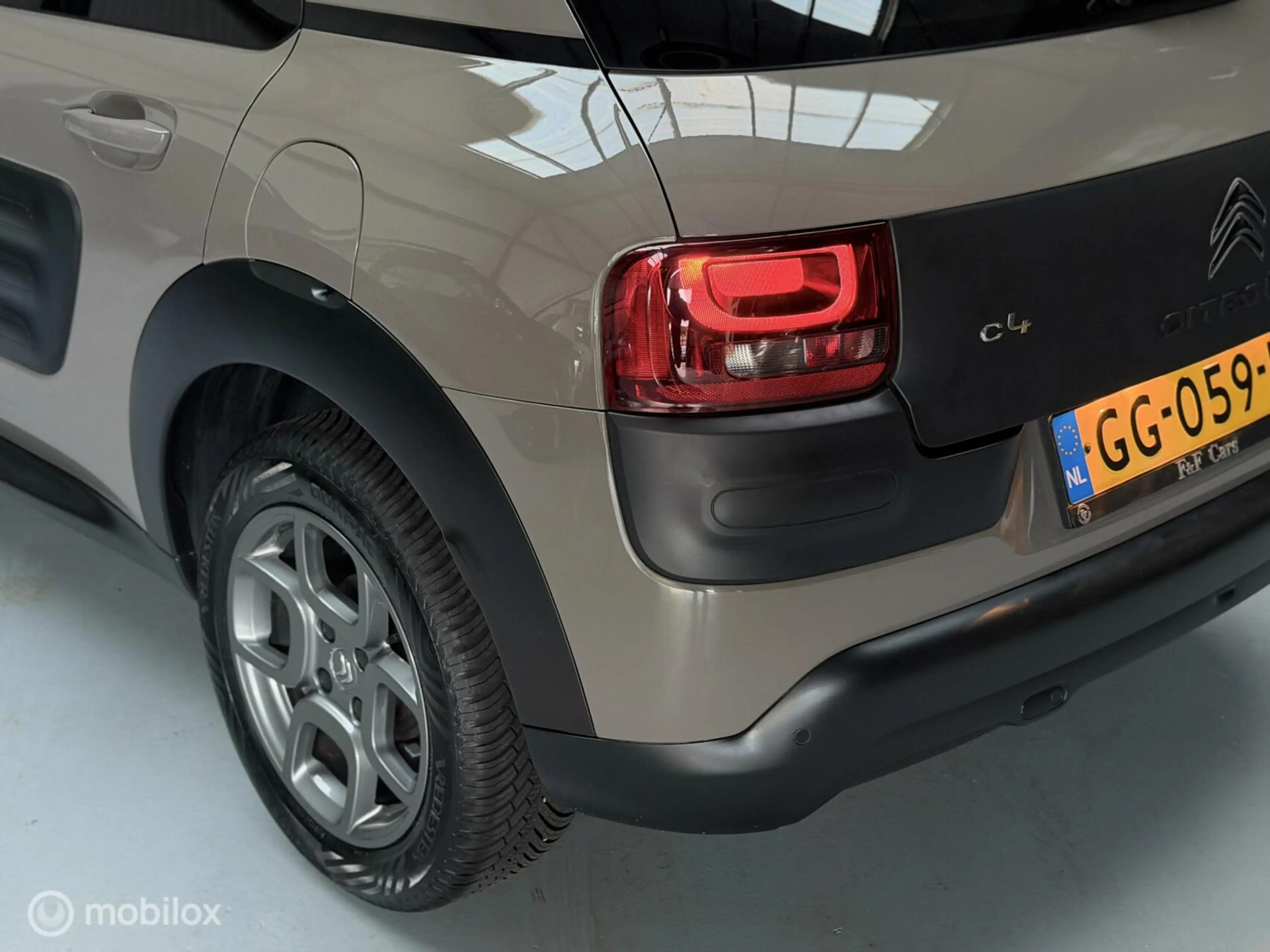 Citroen C4 Cactus 1.2 PureTech Business — photo 23