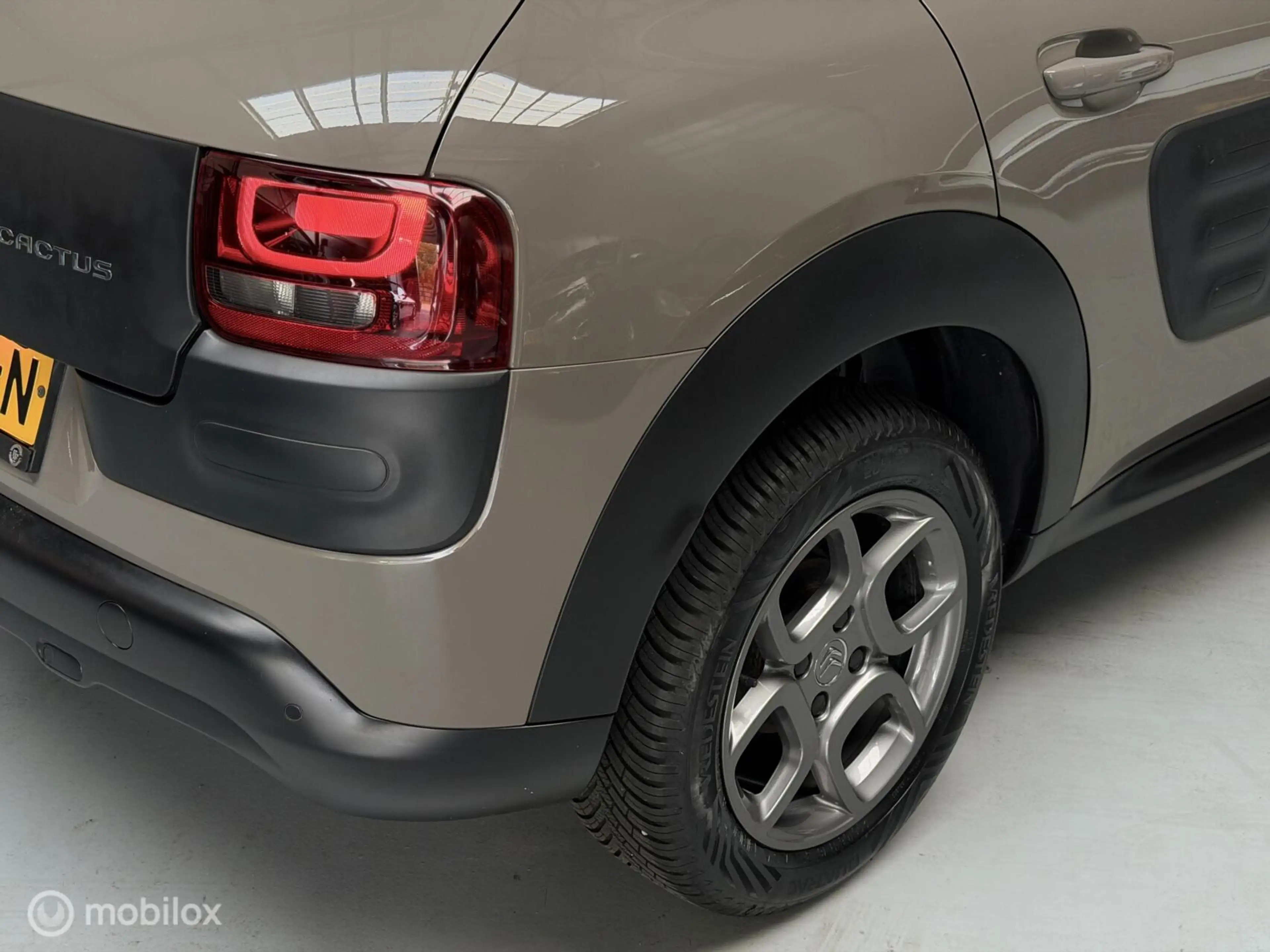 Citroen C4 Cactus 1.2 PureTech Business — photo 20