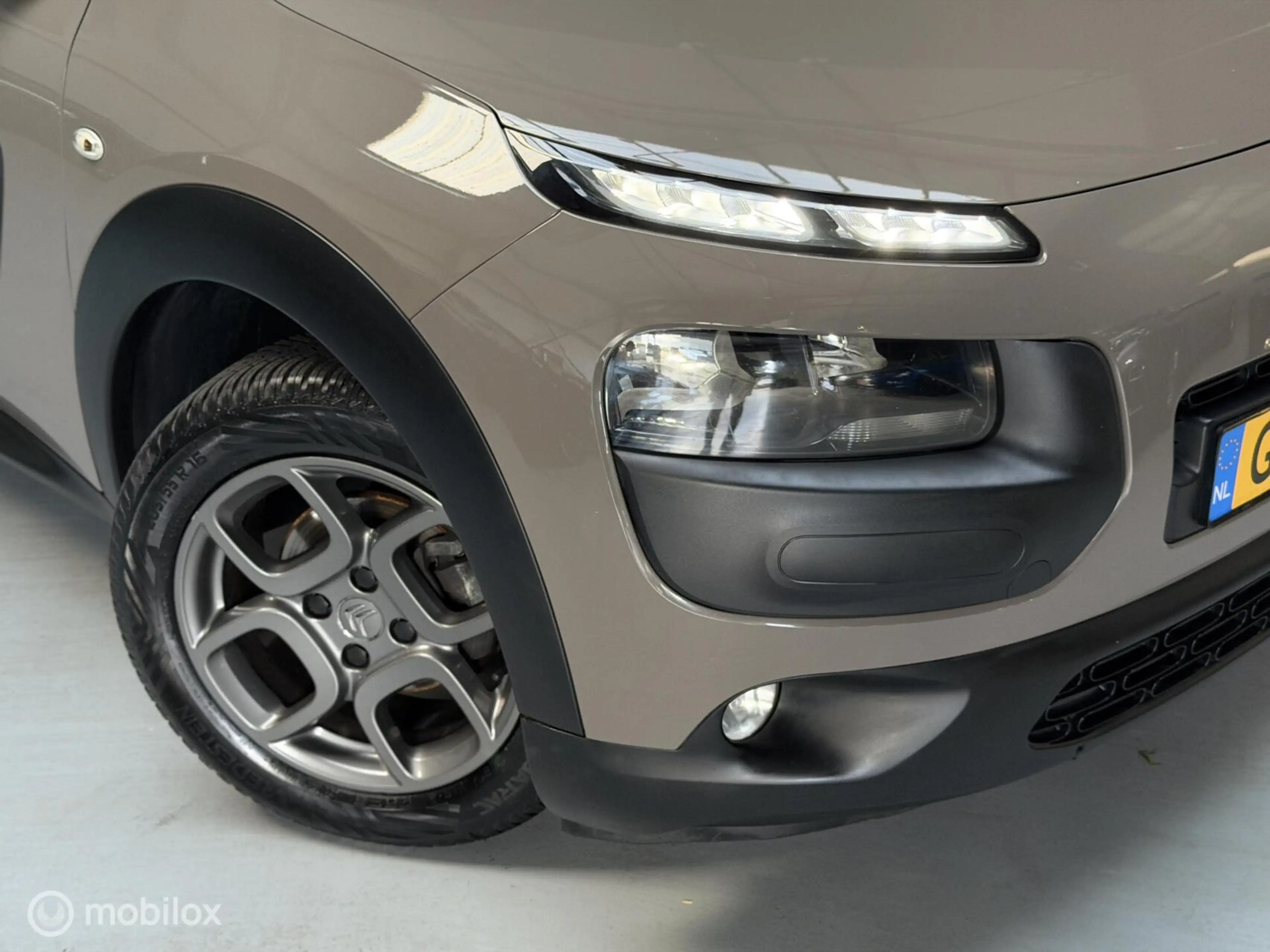 Citroen C4 Cactus 1.2 PureTech Business — photo 10