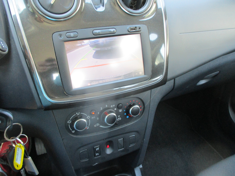 Dacia Sandero Laureate — photo 14