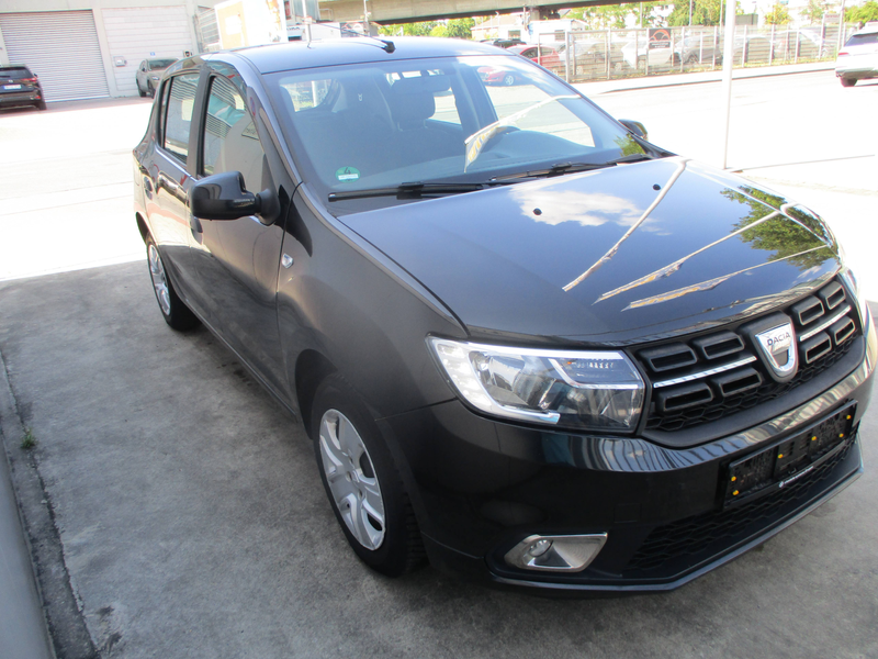 Dacia Sandero Laureate — photo 2