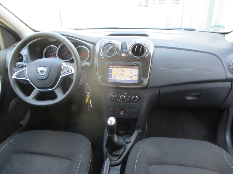 Dacia Sandero Laureate — photo 8
