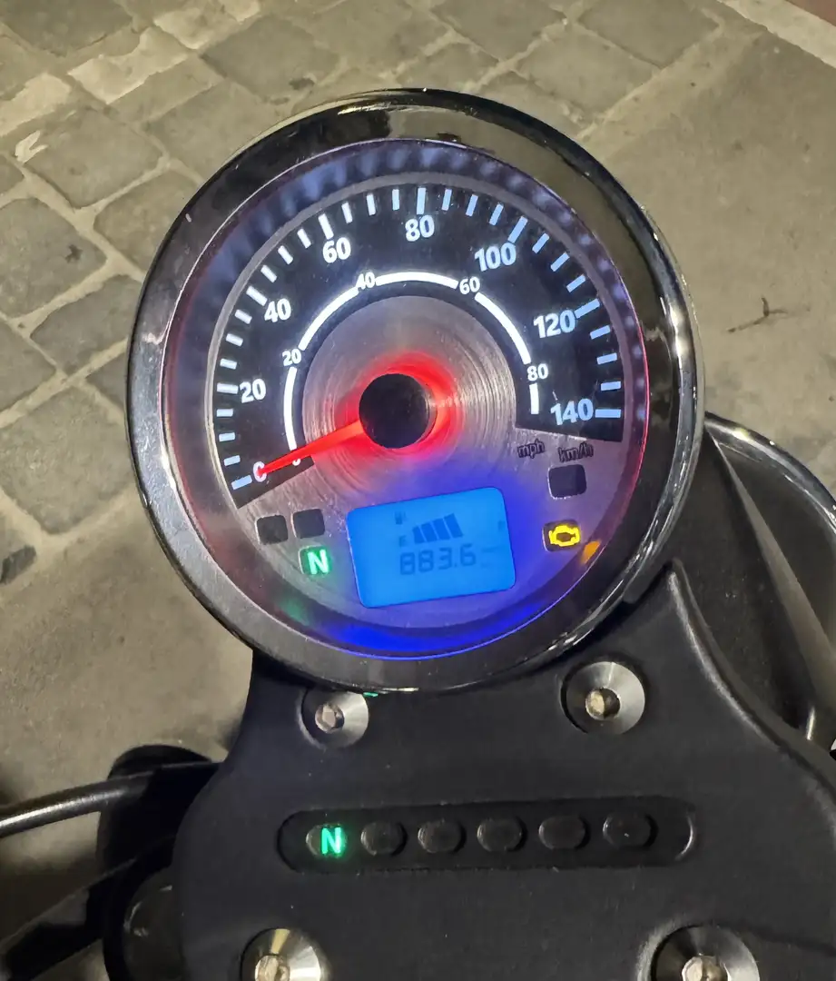 Motron Revolver 125 Negro - 1