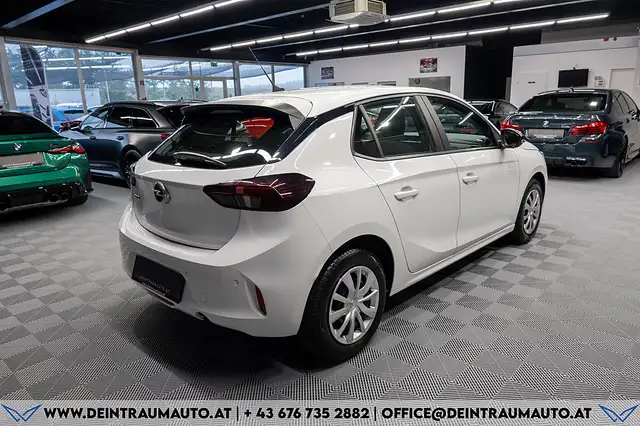 Opel Corsa view 8