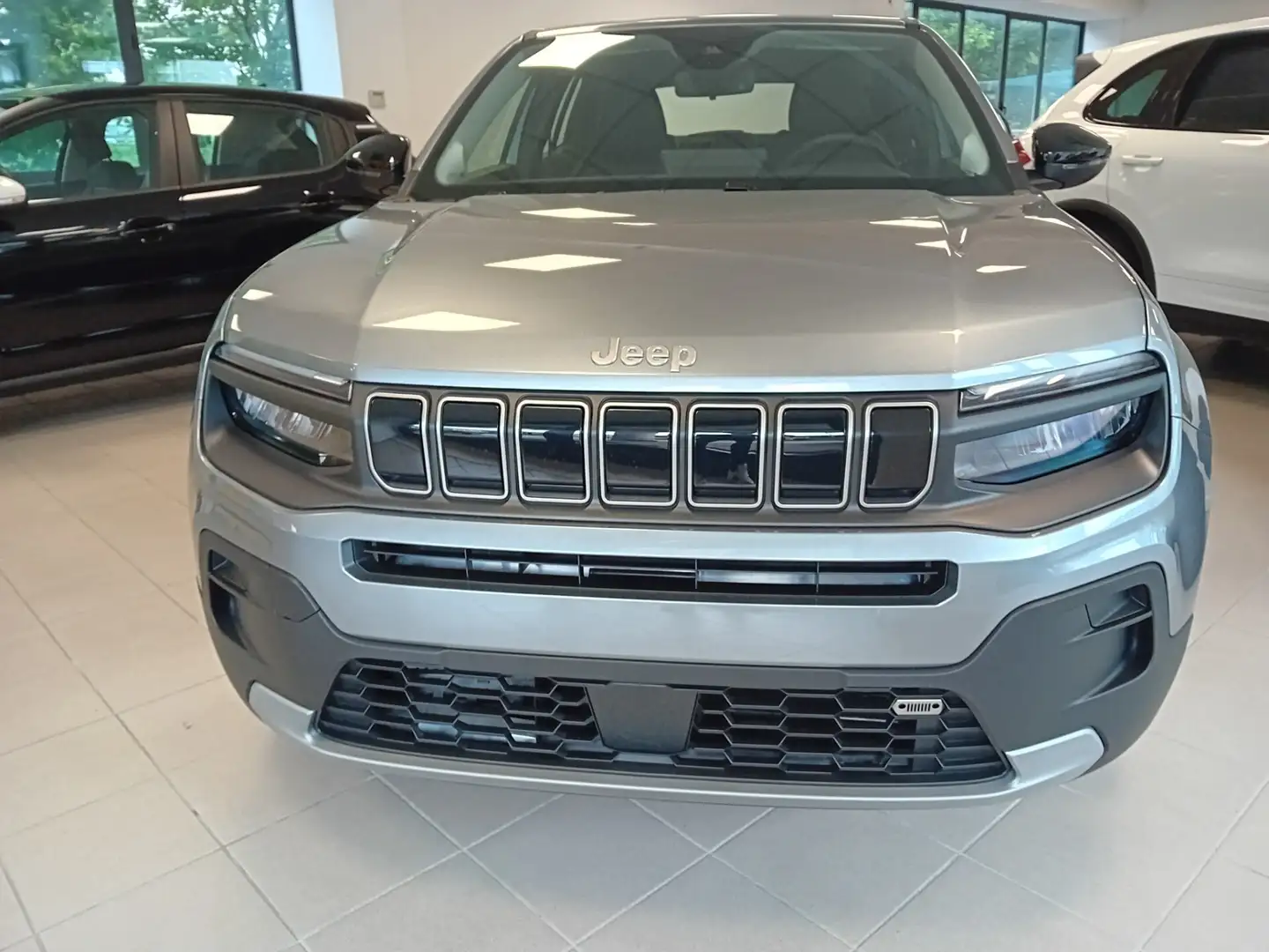 Jeep Avenger 1.2 Turbo Altitude Szürke - 1