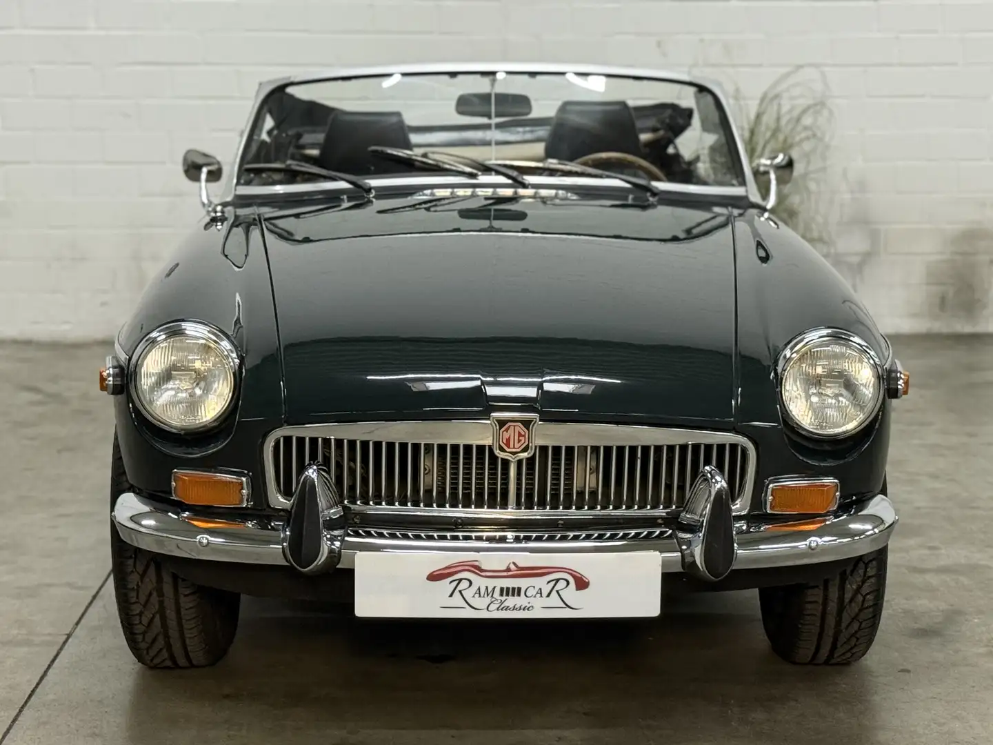 MG MGB Roadster Groen - 2