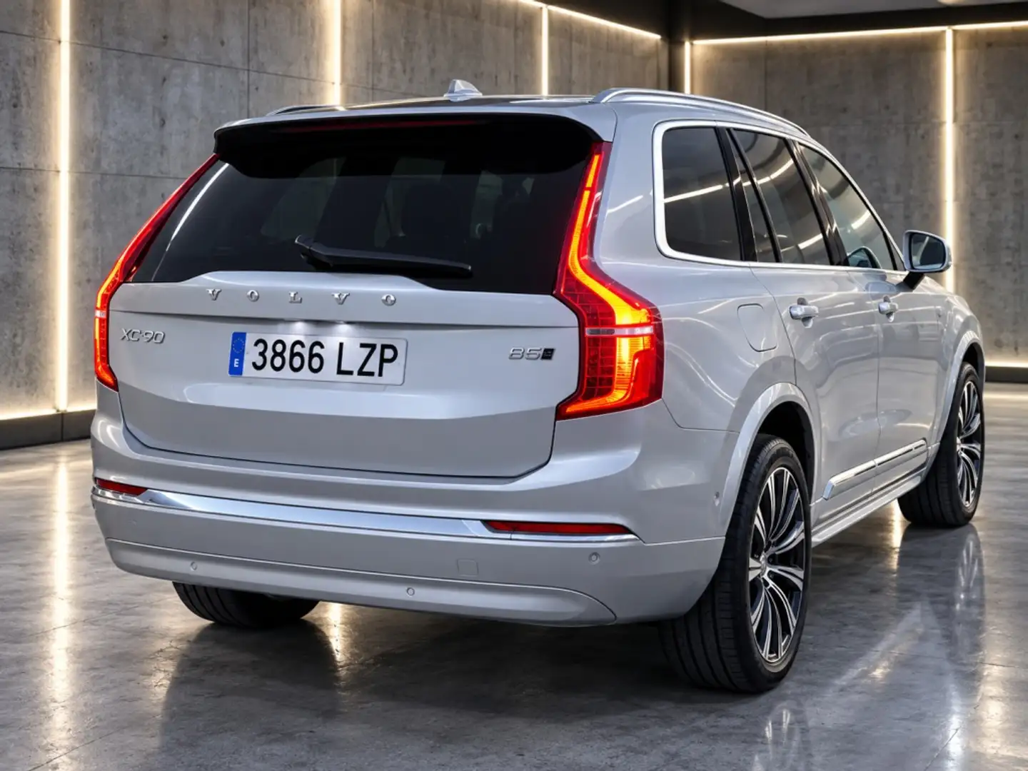 Volvo XC90 B5 Ultimate Bright AWD Aut. Plateado - 2