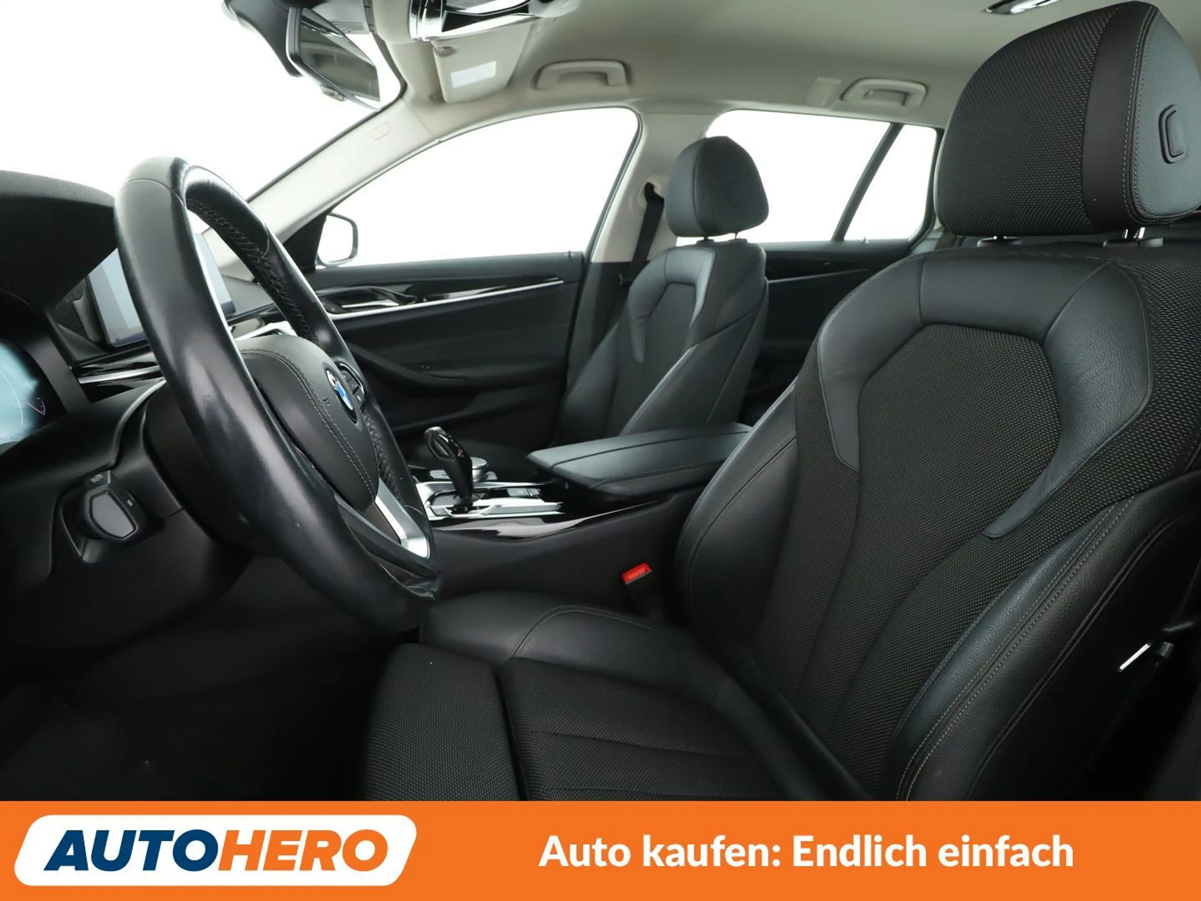 BMW 525 525d Sport Line Aut.*NAVI*LED*PDC*SHZ*ACC* — photo 10