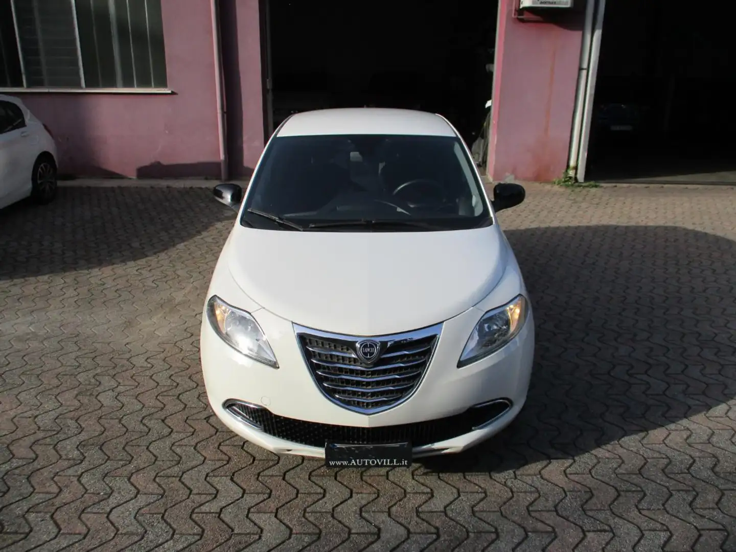 Lancia Ypsilon 1.2 69 CV 5 porte Gold *OK NEOPATENTATI !! Wit - 2