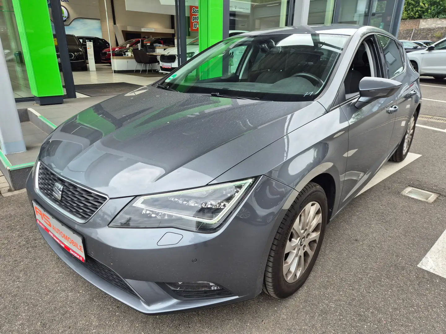 SEAT Leon Style "Ihr Seat Cupra u. Skoda Vertragshändler" Grau - 2
