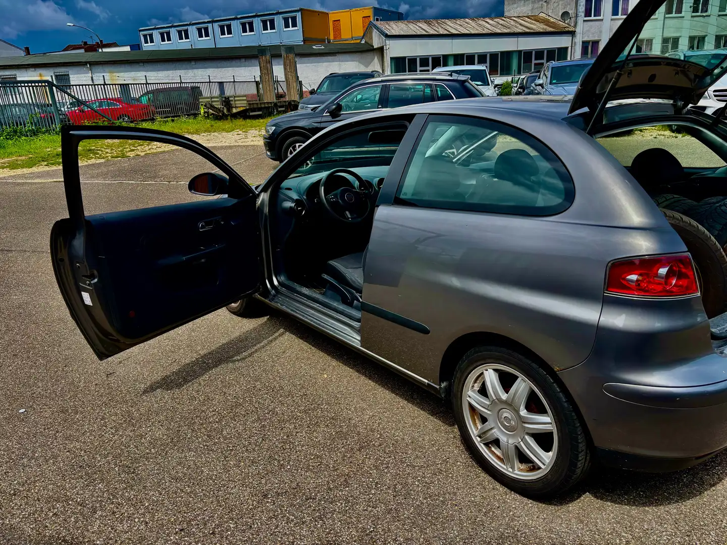 SEAT Ibiza Ibiza 1.4 16V Sport Edition Argintiu - 2