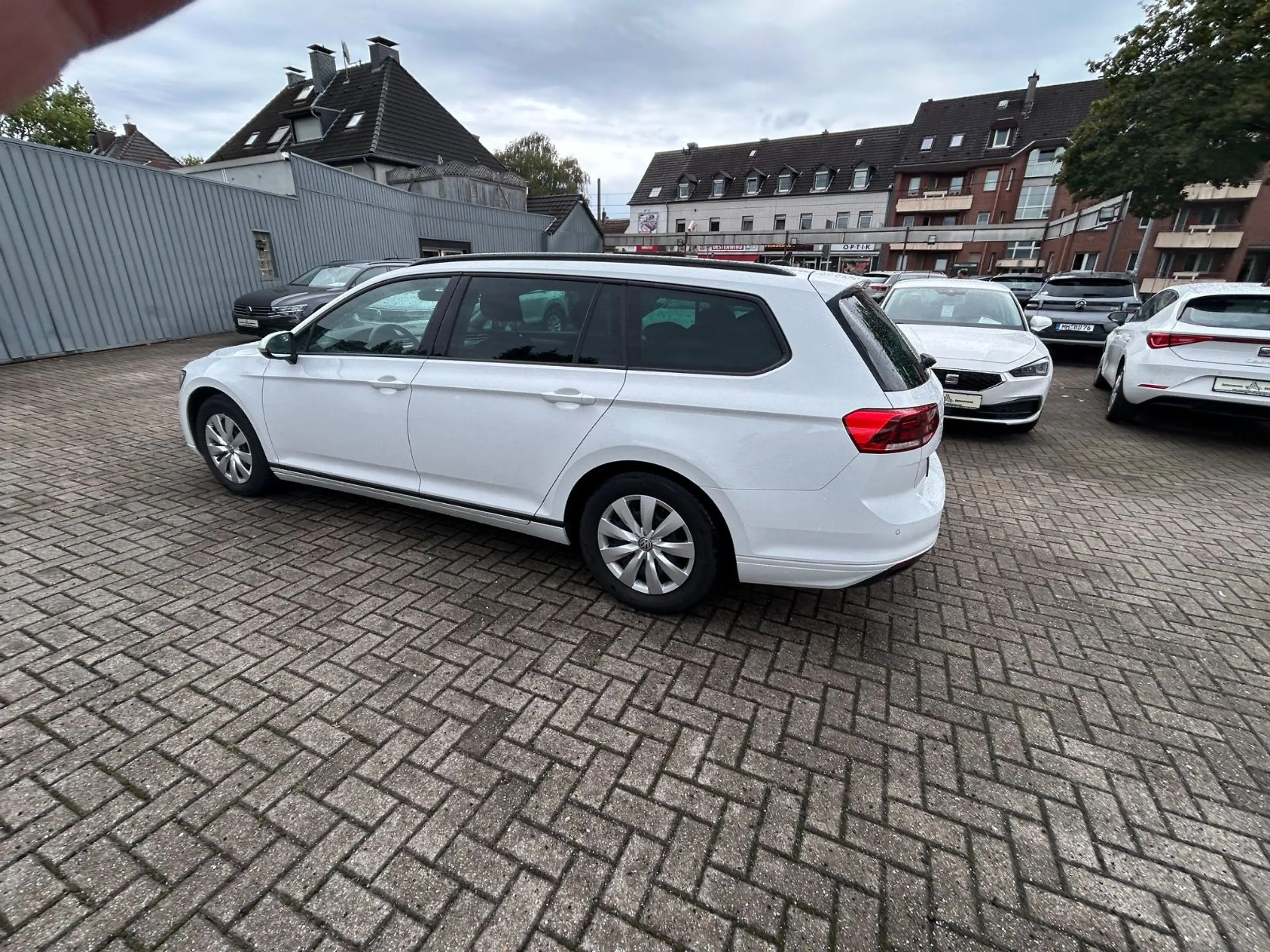 Volkswagen Passat Variant LED NAVI ACC Kamera App-Connect — photo 4