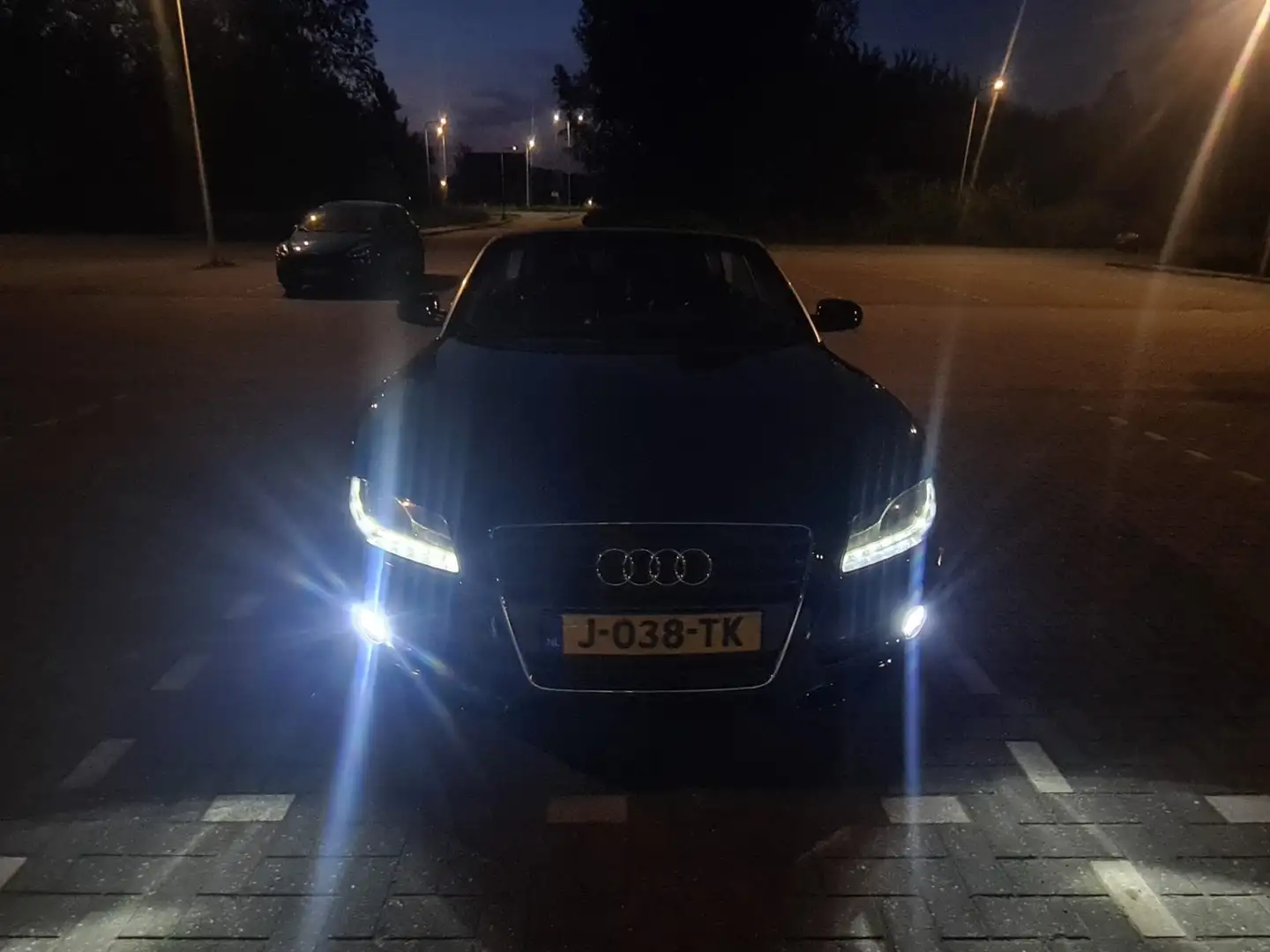 Audi A5 Cabrio 2.0 TFSI Blauw - 2