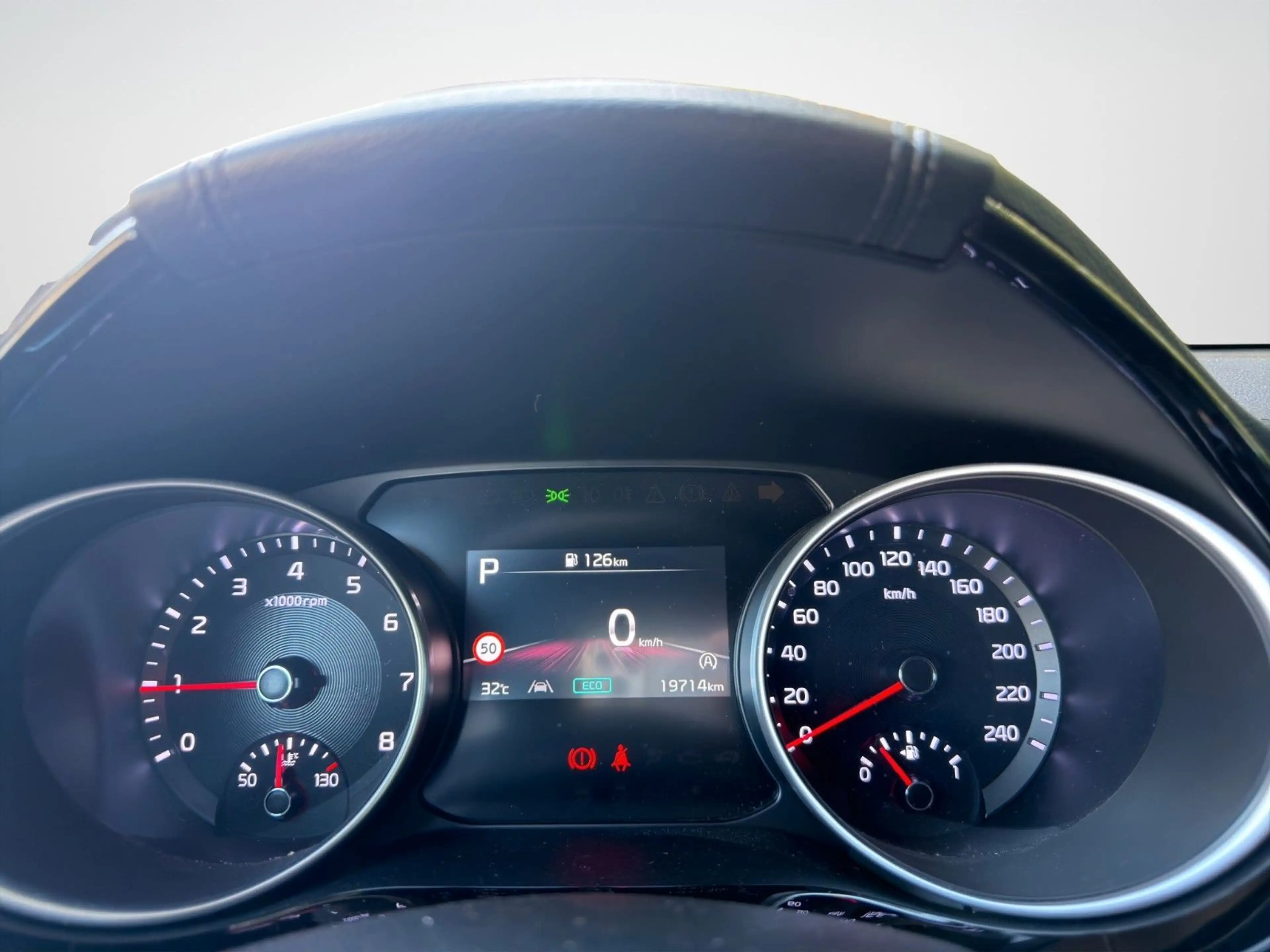 Kia Ceed / cee'd 1.0 T-GDI 48V DCT Nightline Edition — photo 11