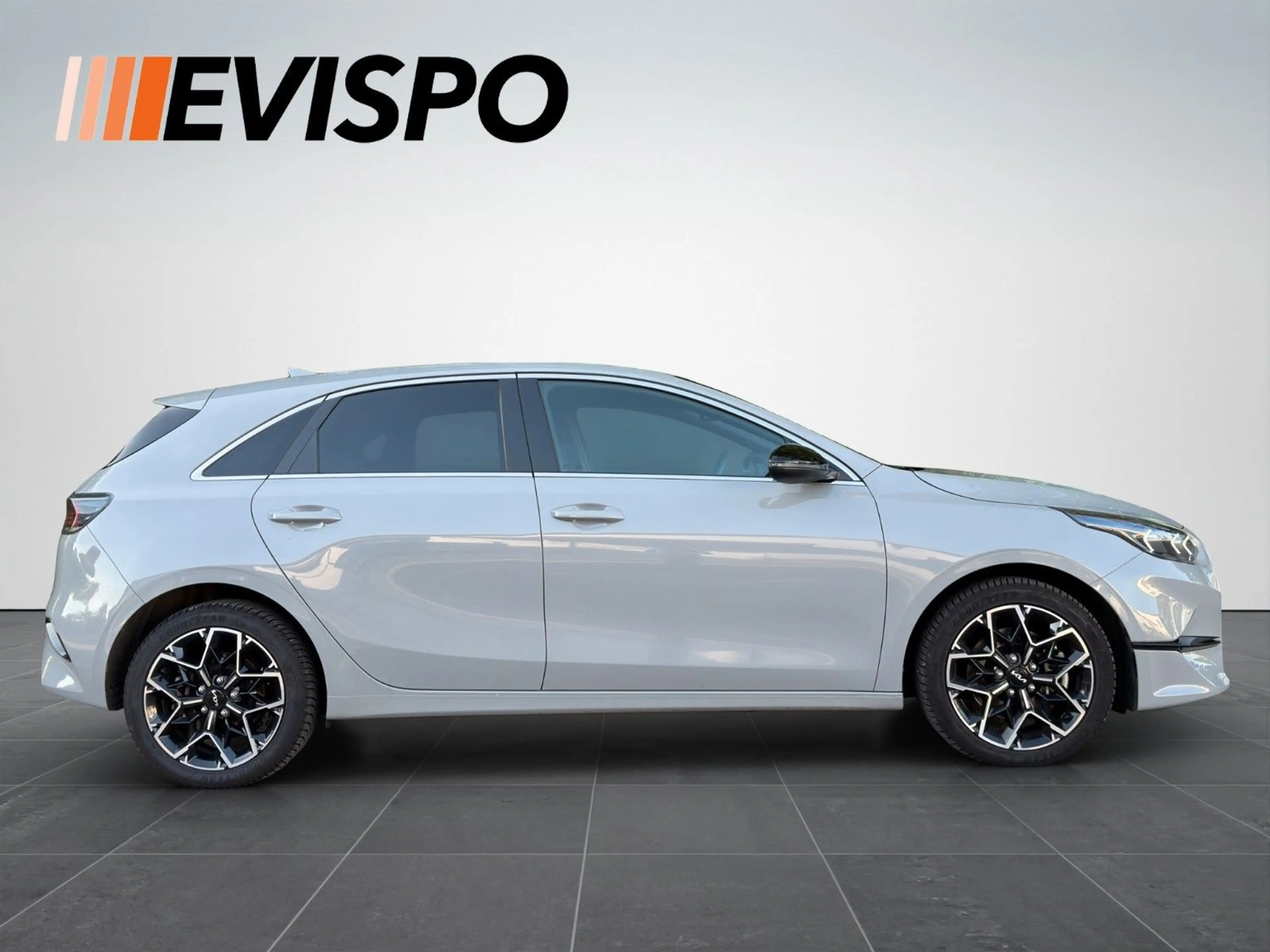 Kia Ceed / cee'd 1.0 T-GDI 48V DCT Nightline Edition — photo 4