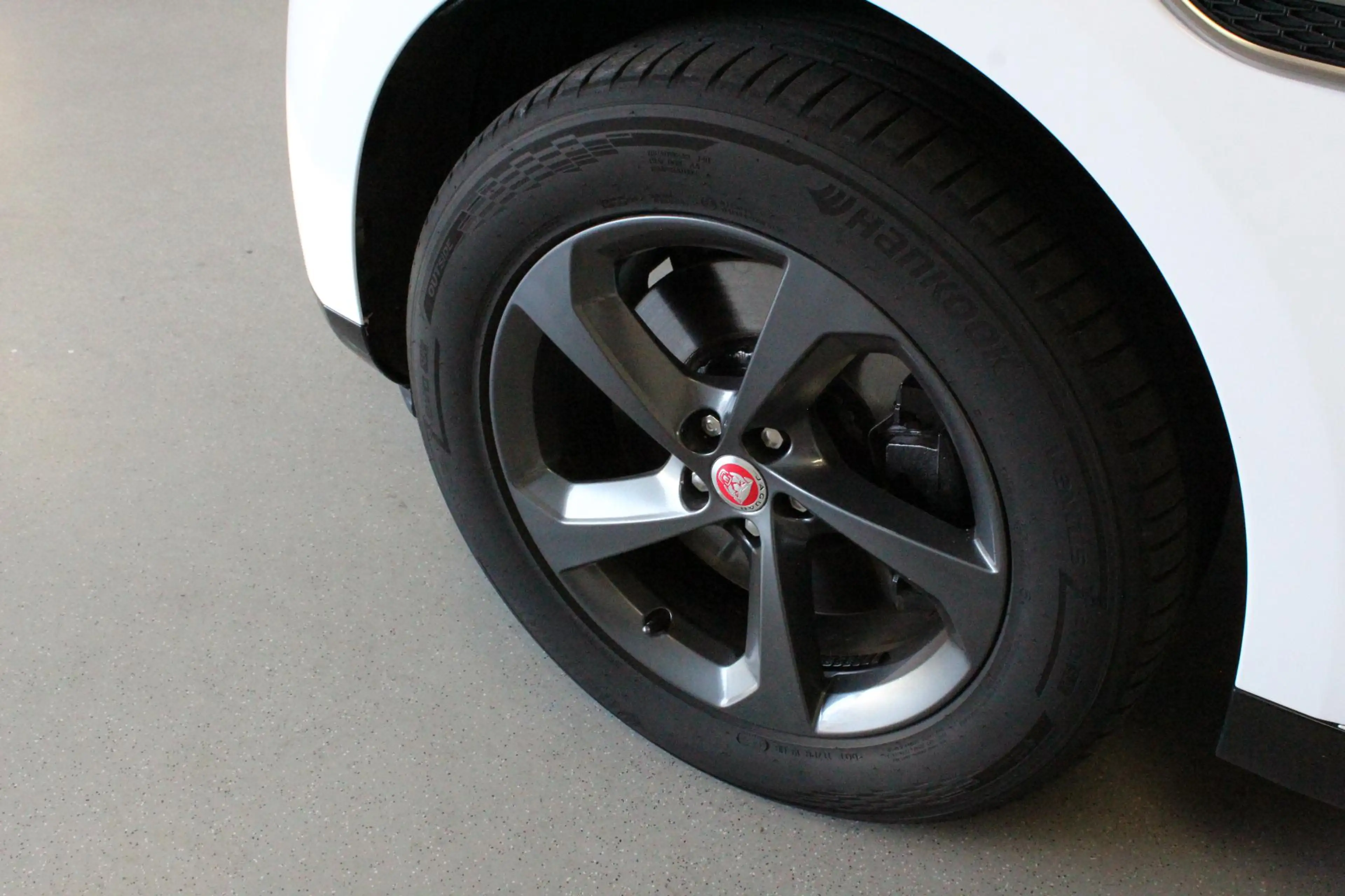 Jaguar F-Pace 2.0 P400e PHEV R-Dynamic S | TOP-STAAT! | PANO | C — photo 5