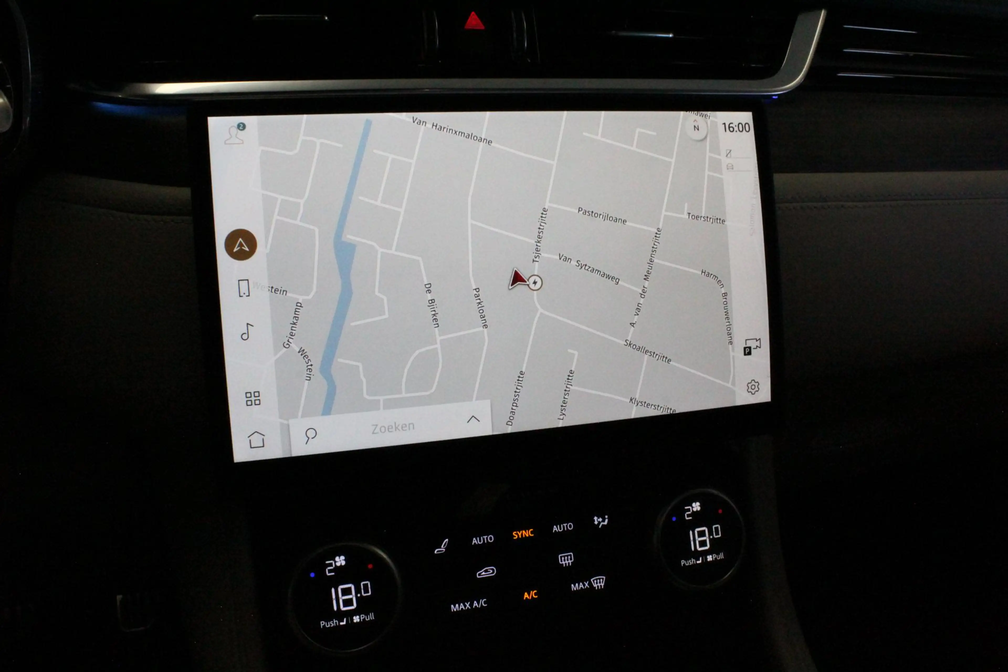 Jaguar F-Pace 2.0 P400e PHEV R-Dynamic S | TOP-STAAT! | PANO | C — photo 37