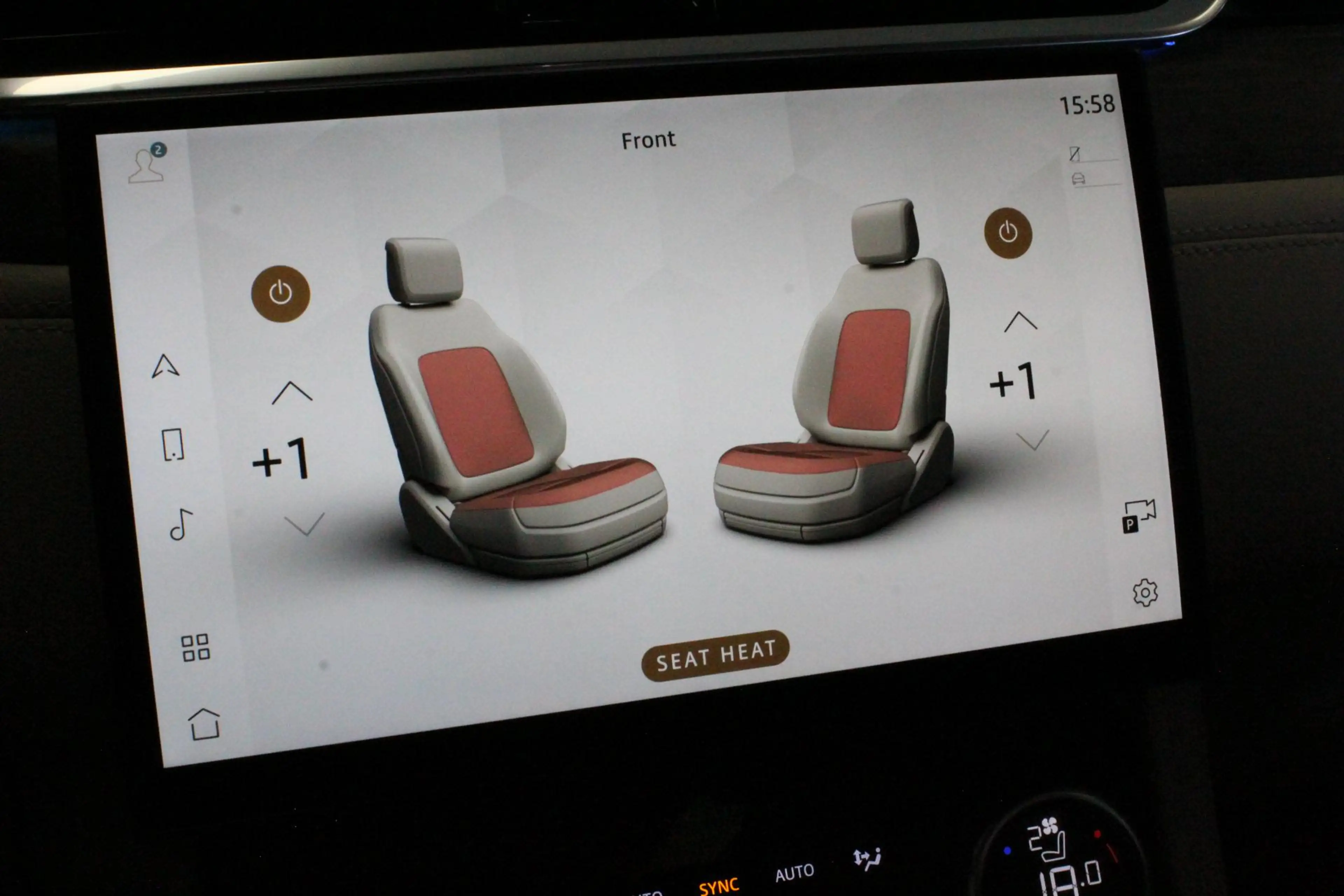 Jaguar F-Pace 2.0 P400e PHEV R-Dynamic S | TOP-STAAT! | PANO | C — photo 32