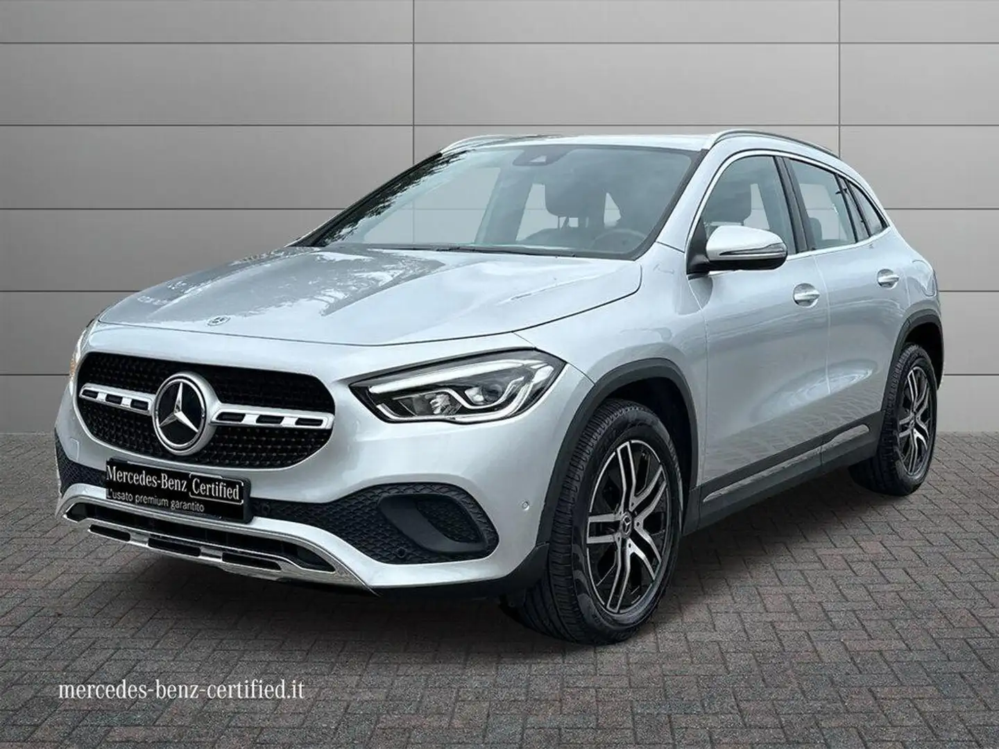 Mercedes-Benz GLA 200 Sport Plus 4matic auto Argento - 1