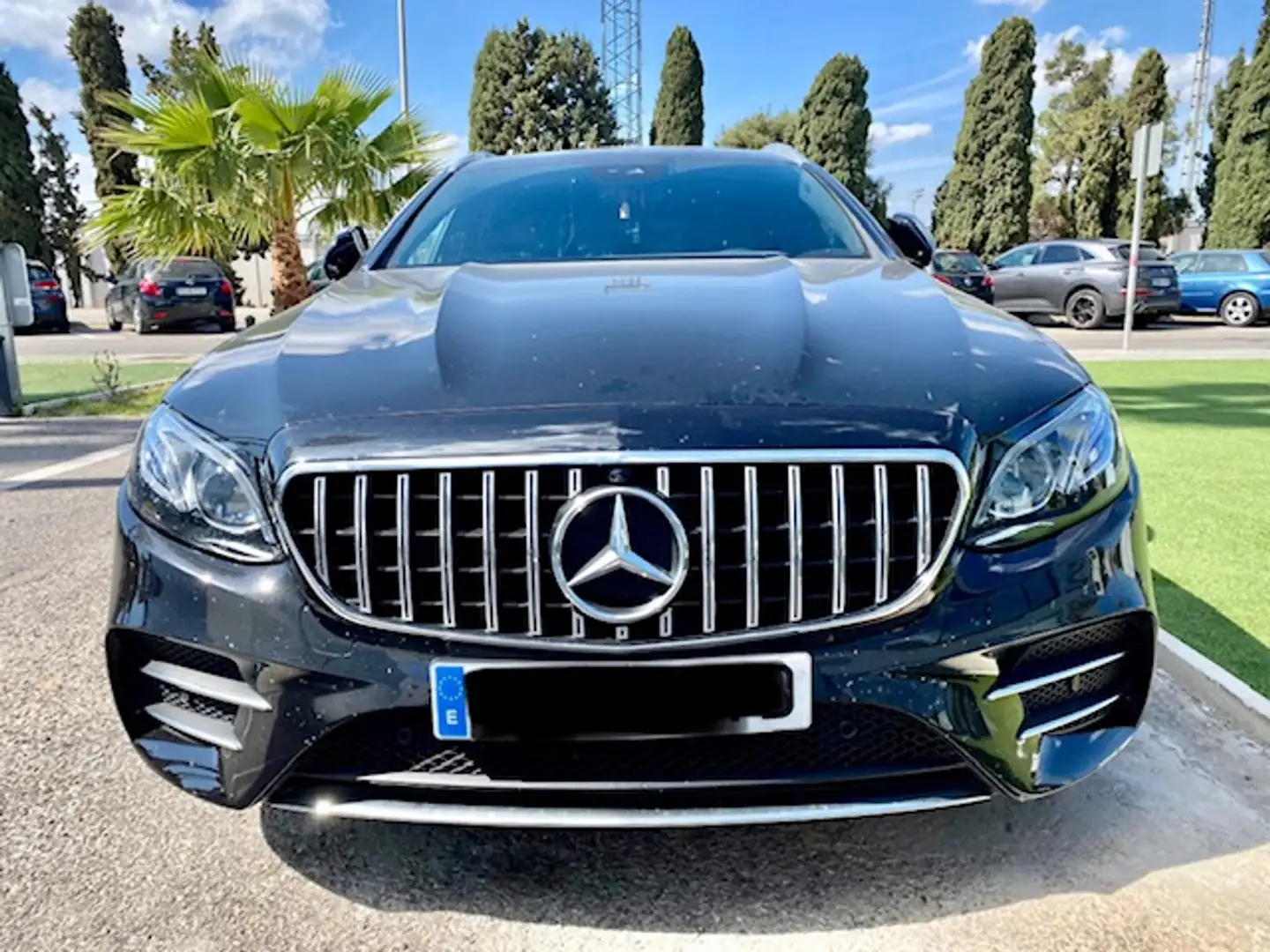 Mercedes-Benz E 220 Estate 220d 4Matic 9G-Tronic Zwart - 1