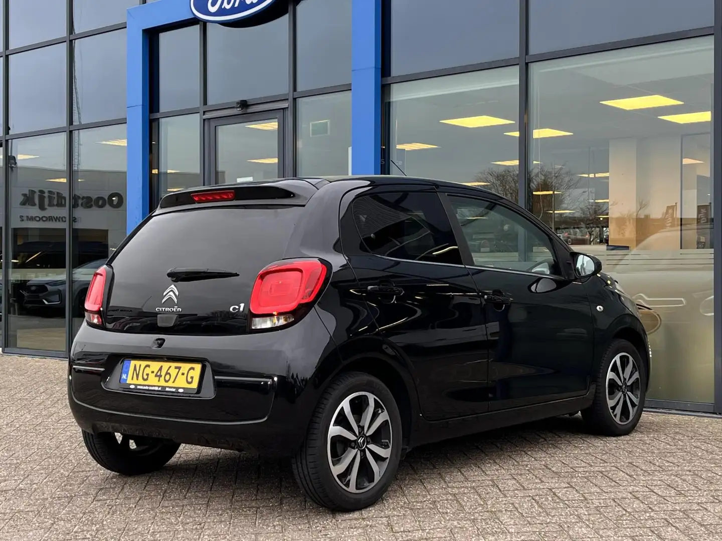 Citroen C1 1.0 VTi Airscape Shine 69PK Automaat Elek. Vouwdak Noir - 2