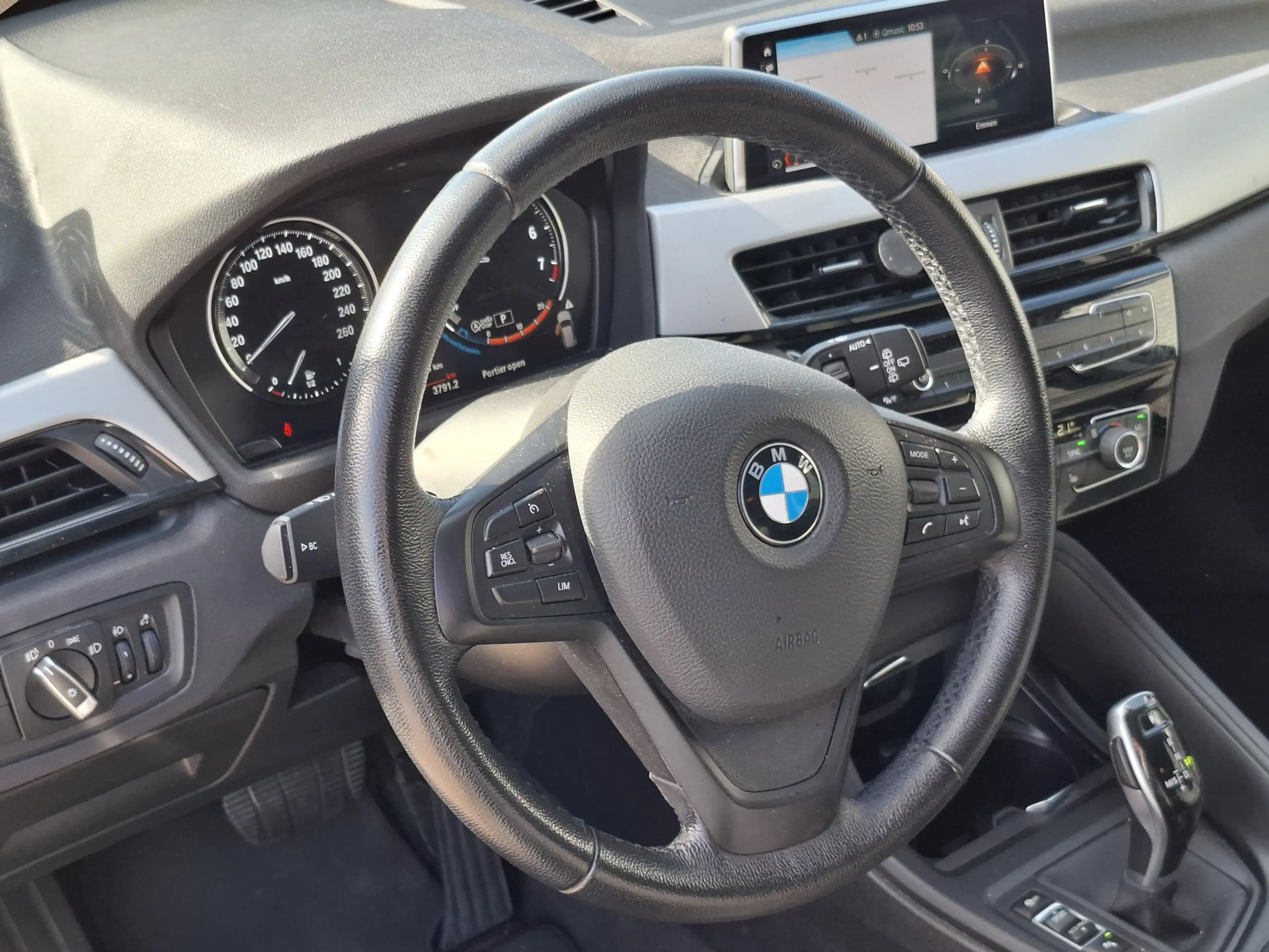 BMW X1 sDrive18i Business Edition Plus | Nieuw Binnen | N — photo 4