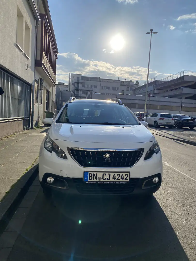 Peugeot 2008 PureTech 82 Access Weiß - 2