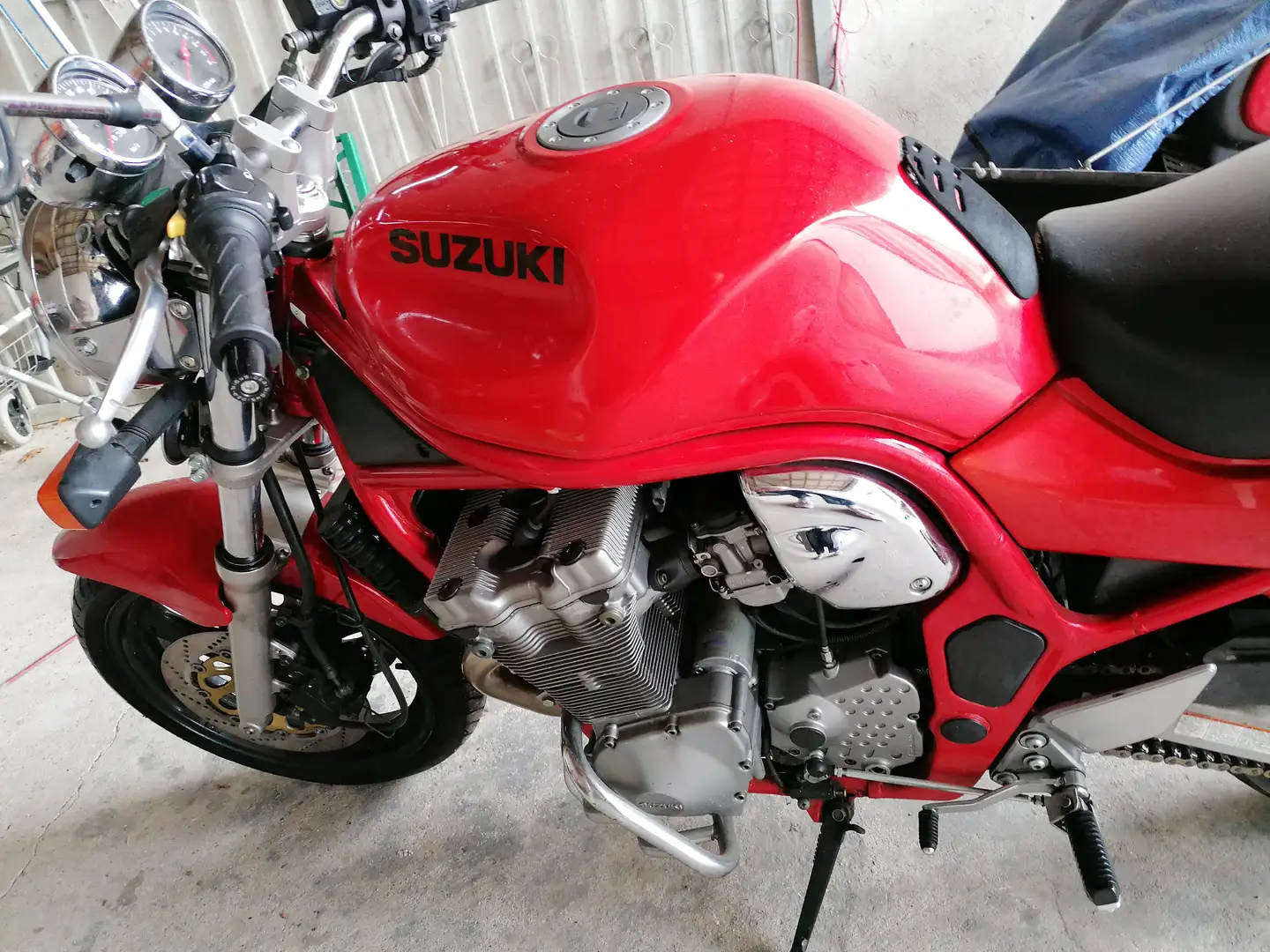 Suzuki Bandit 600 600N Kırmızı - 2