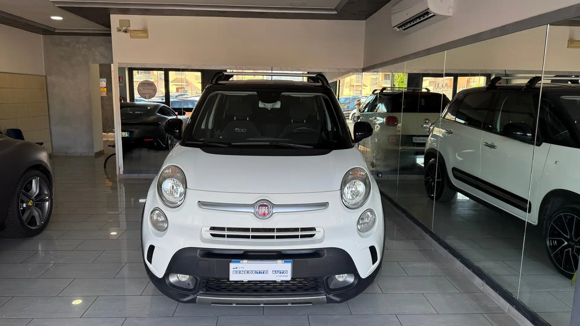 Fiat 500L 1.6 mjt Trekking 120cv E6 BICOLORE CERCHIO 18 Bianco - 1