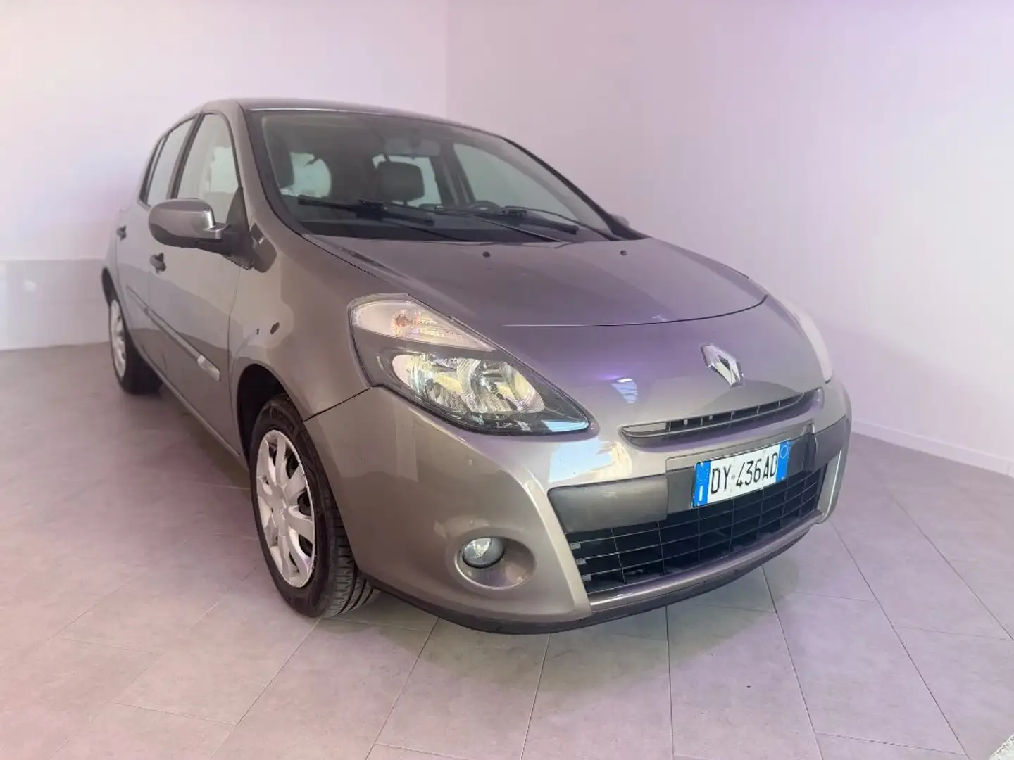 Renault Clio 1.2 16V 5 porte LuxeRY Grigio - 2