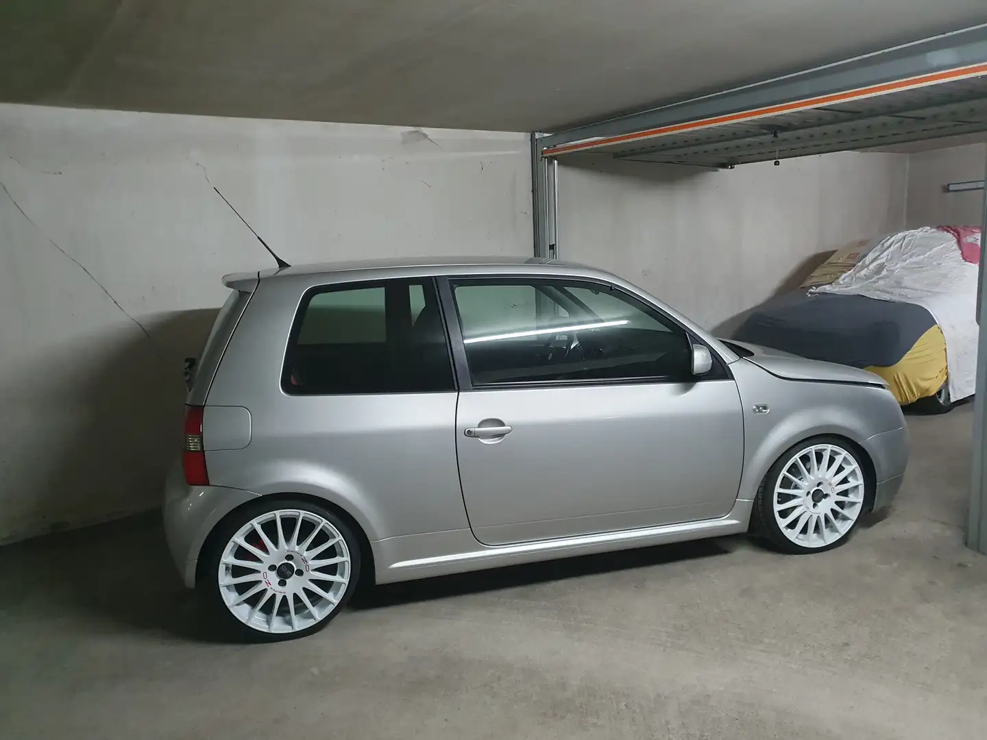 Volkswagen Lupo Lupo 1.6 GTI Plateado - 2