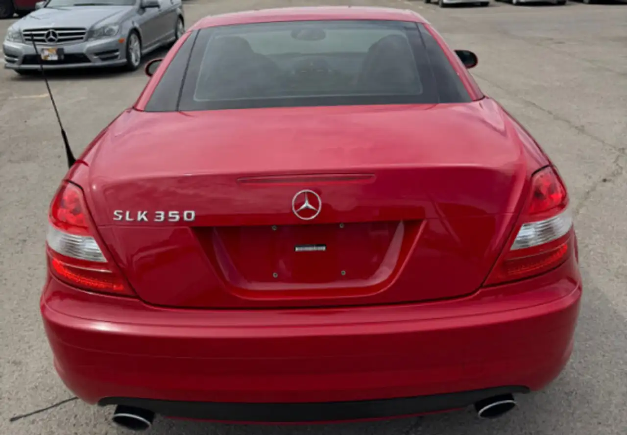 Mercedes-Benz SLK снимка Mercedes-Benz SLK