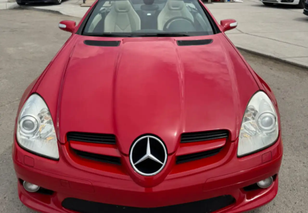 Mercedes-Benz SLK снимка Mercedes-Benz SLK