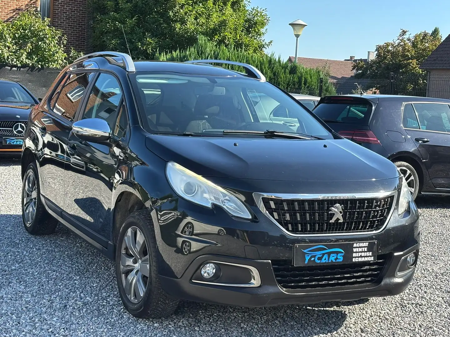 Peugeot 2008 2008 1.6 BlueHDi Style Zwart - 1